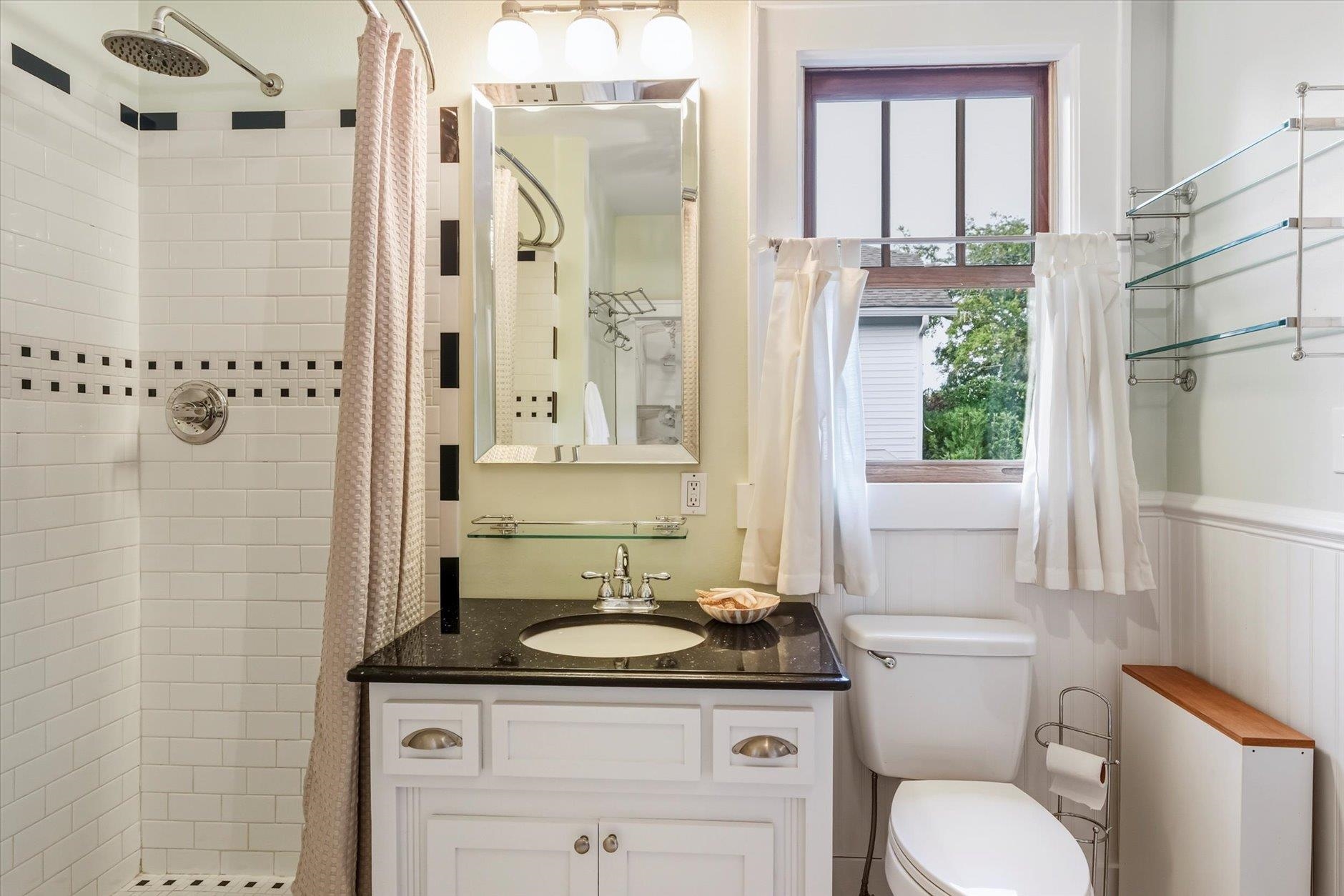 730 E 6Th Avenue Unit: 2