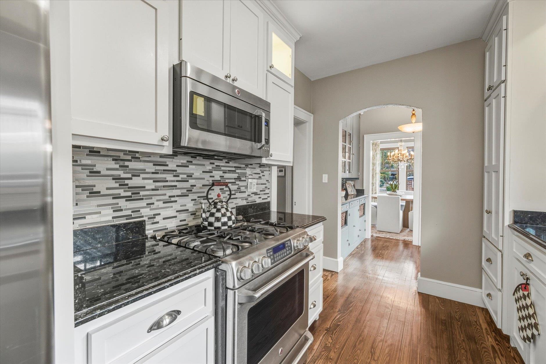 730 E 6Th Avenue Unit: 2