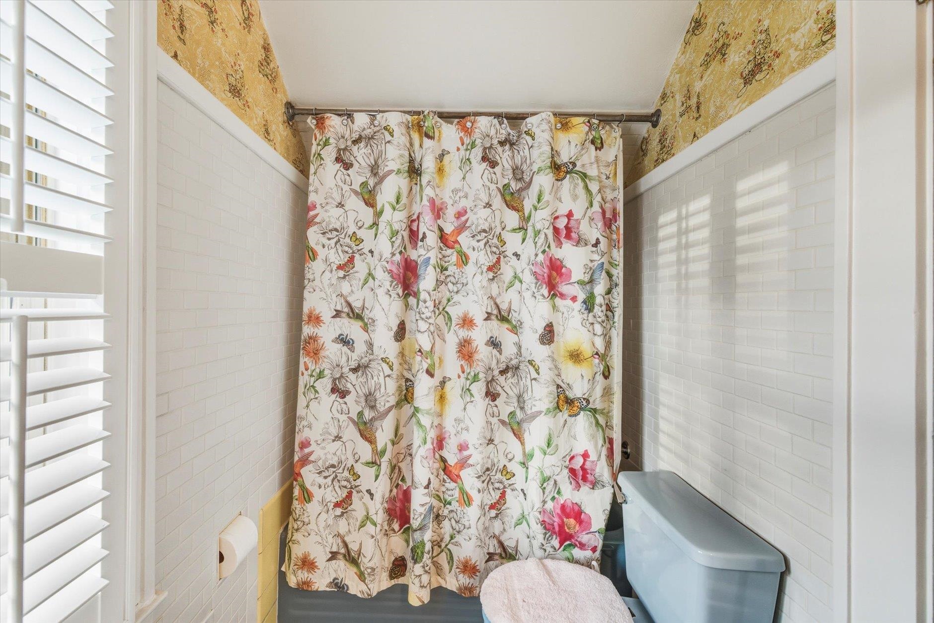 730 E 6Th Avenue Unit: 2