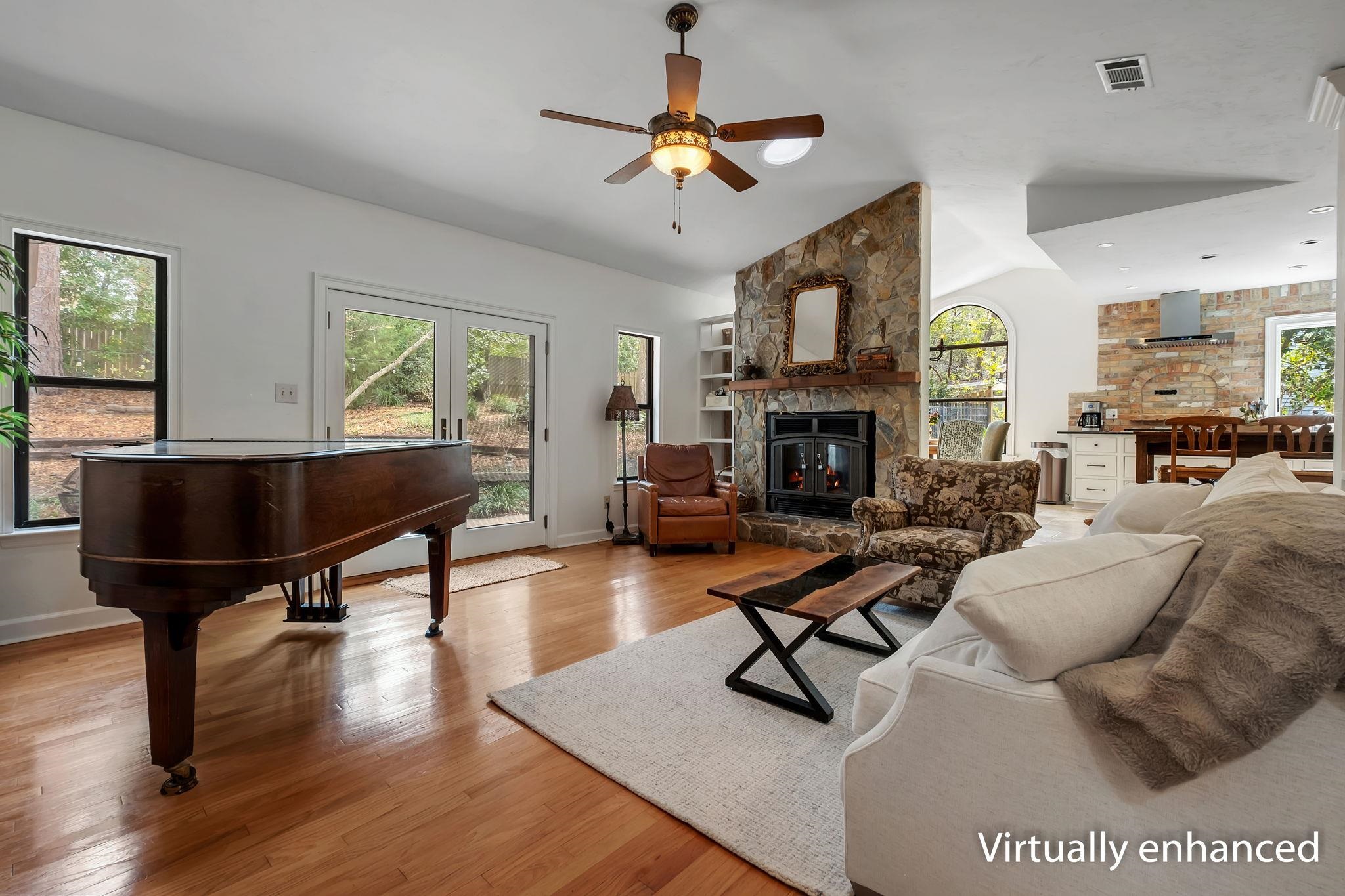 1521 Kessel Drive