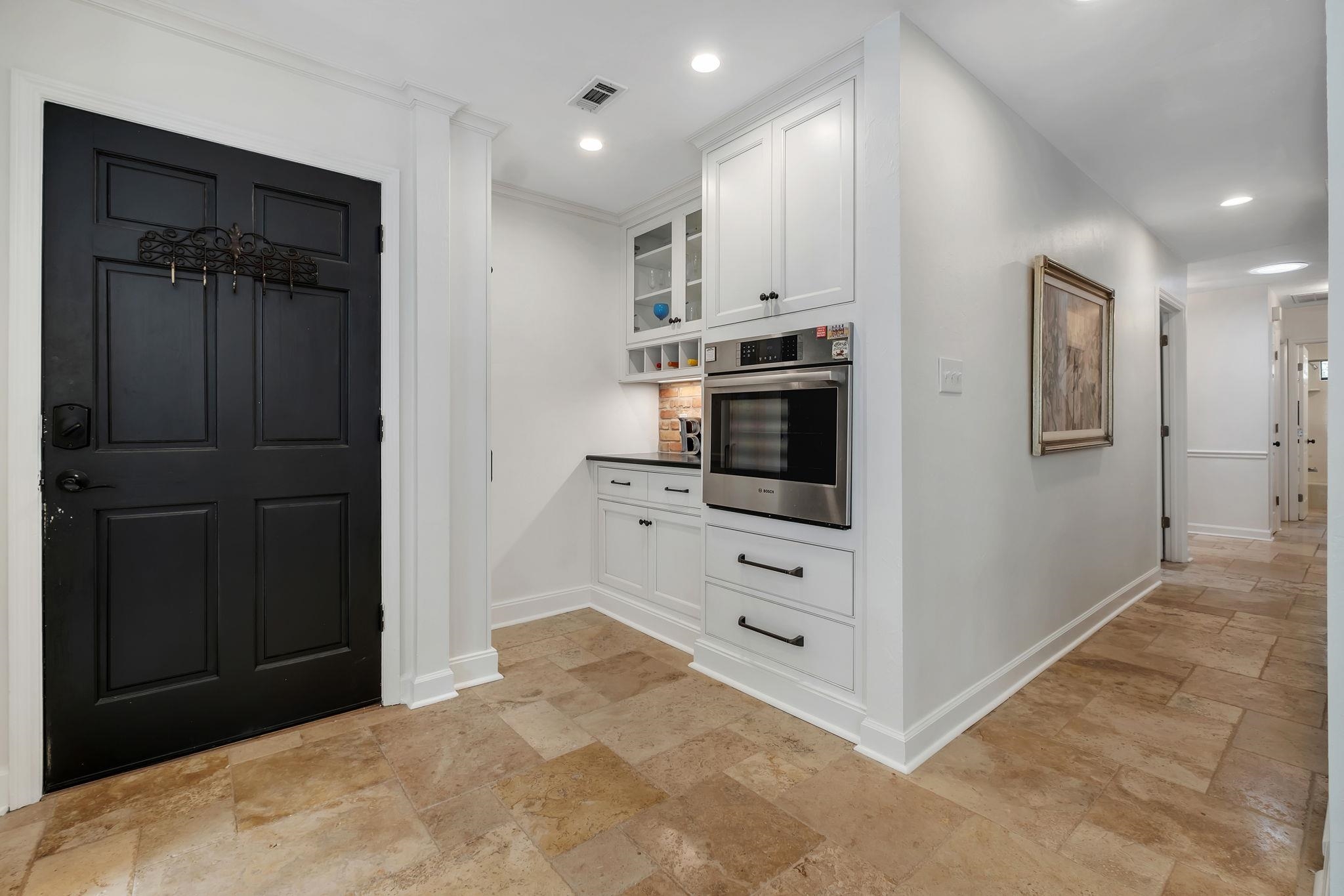 1521 Kessel Drive