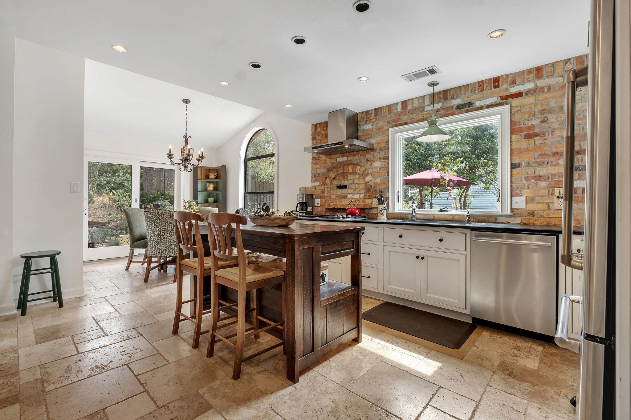 1521 Kessel Drive