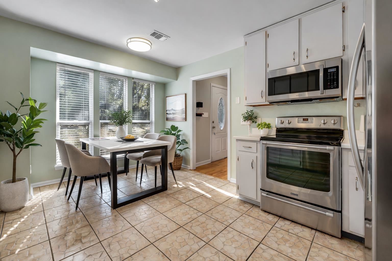 810 ALLIEGOOD Avenue