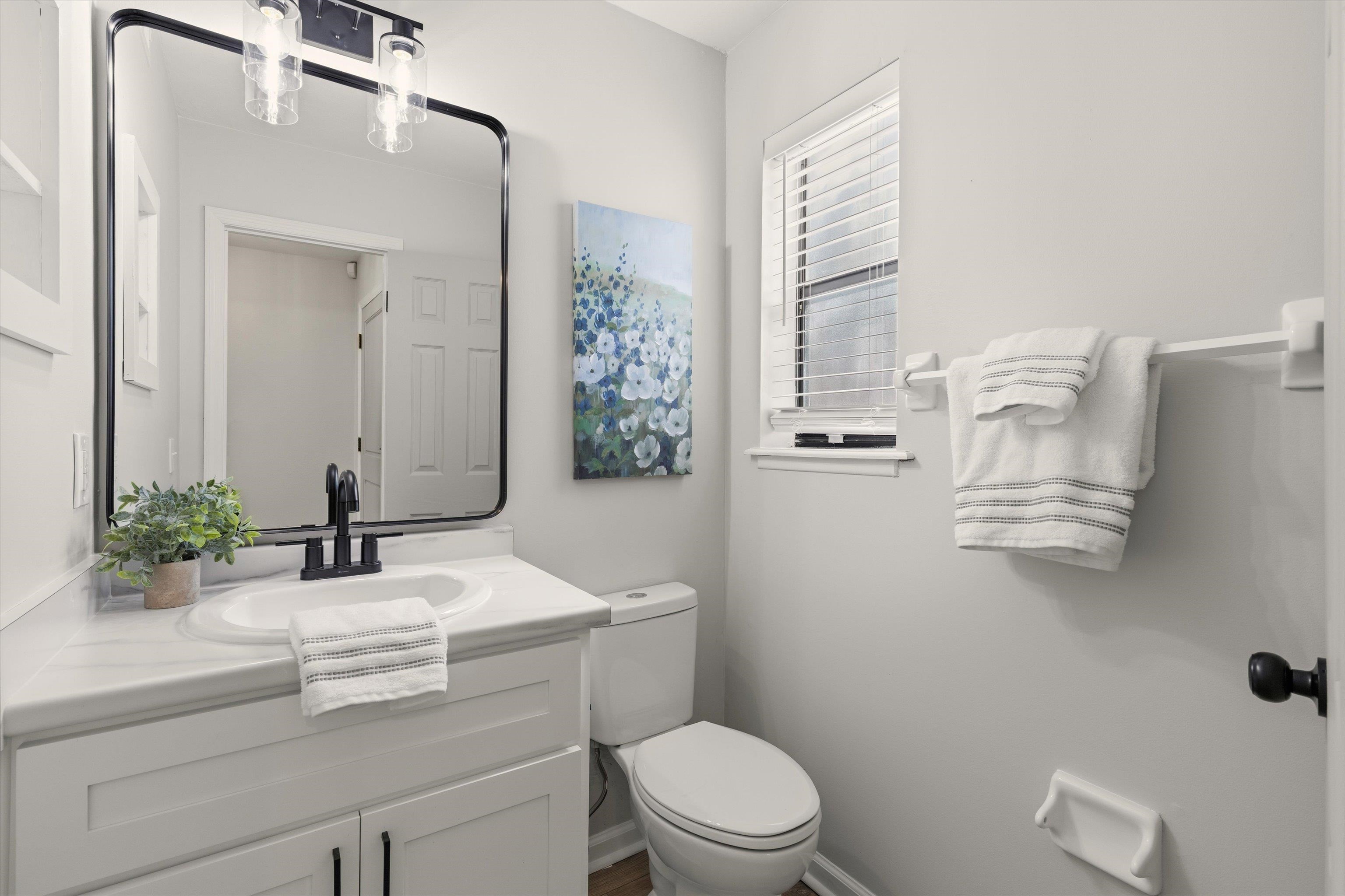 1558 Three Lantern Lane