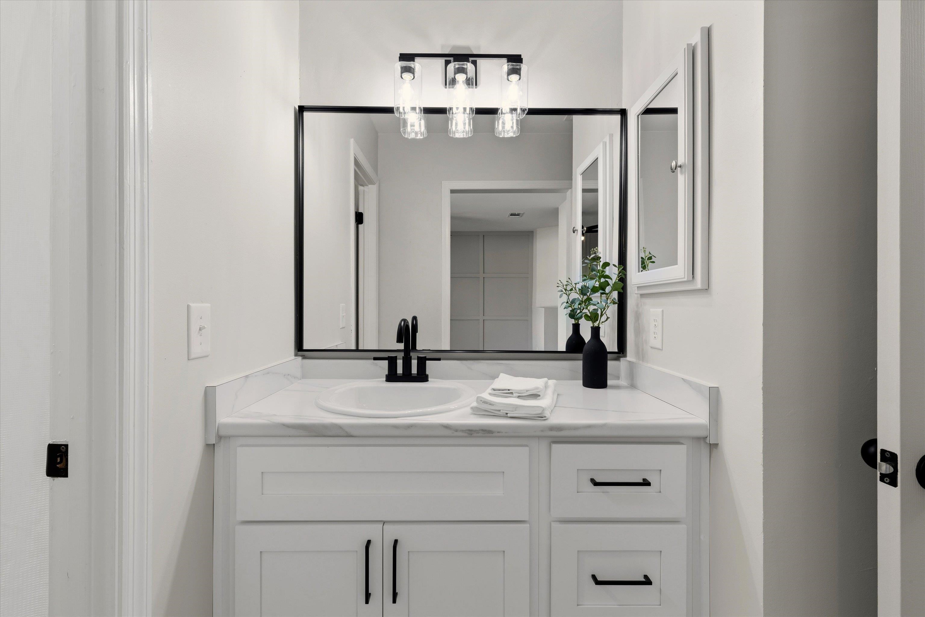 1558 Three Lantern Lane