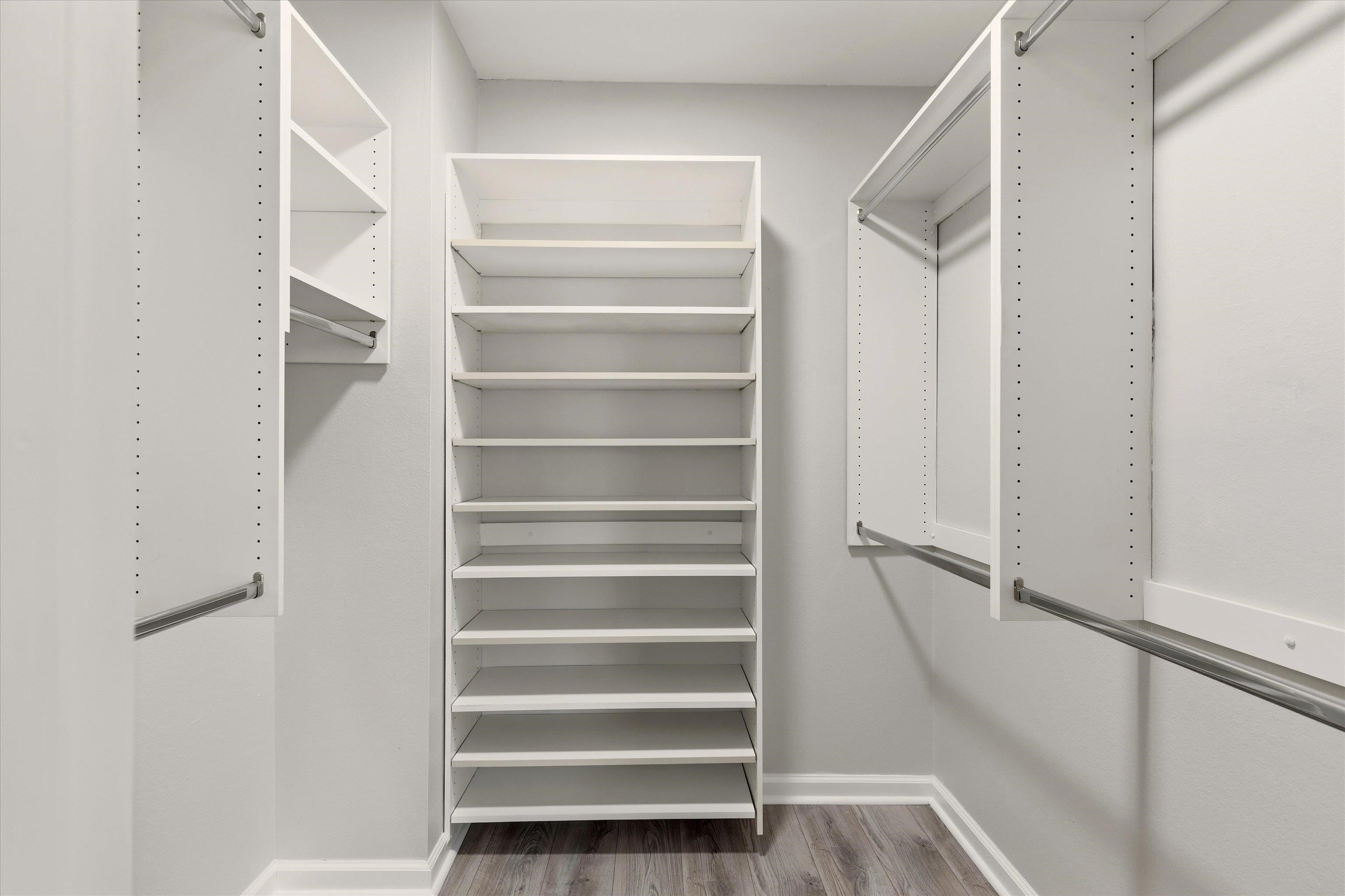 1558 Three Lantern Lane