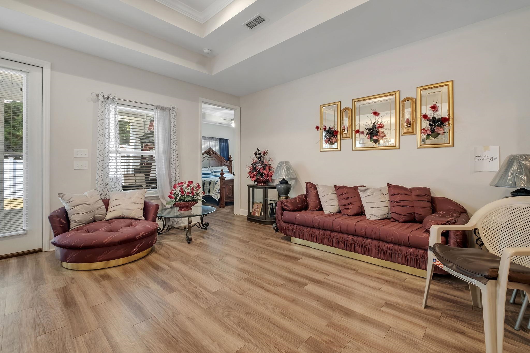 4500 River Breeze Lane