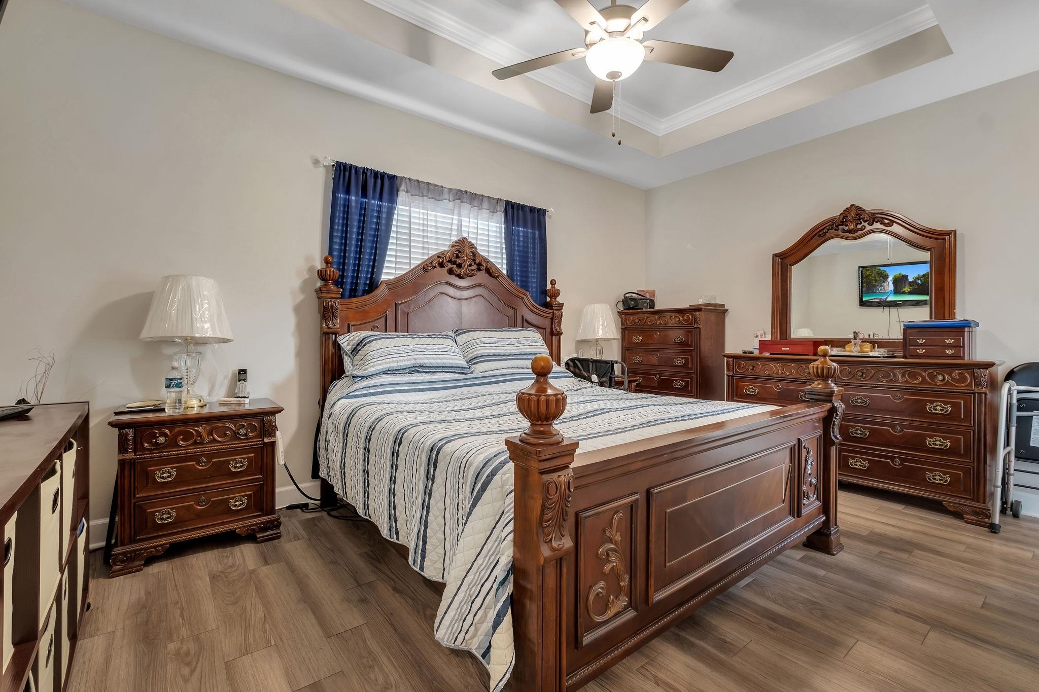 4500 River Breeze Lane