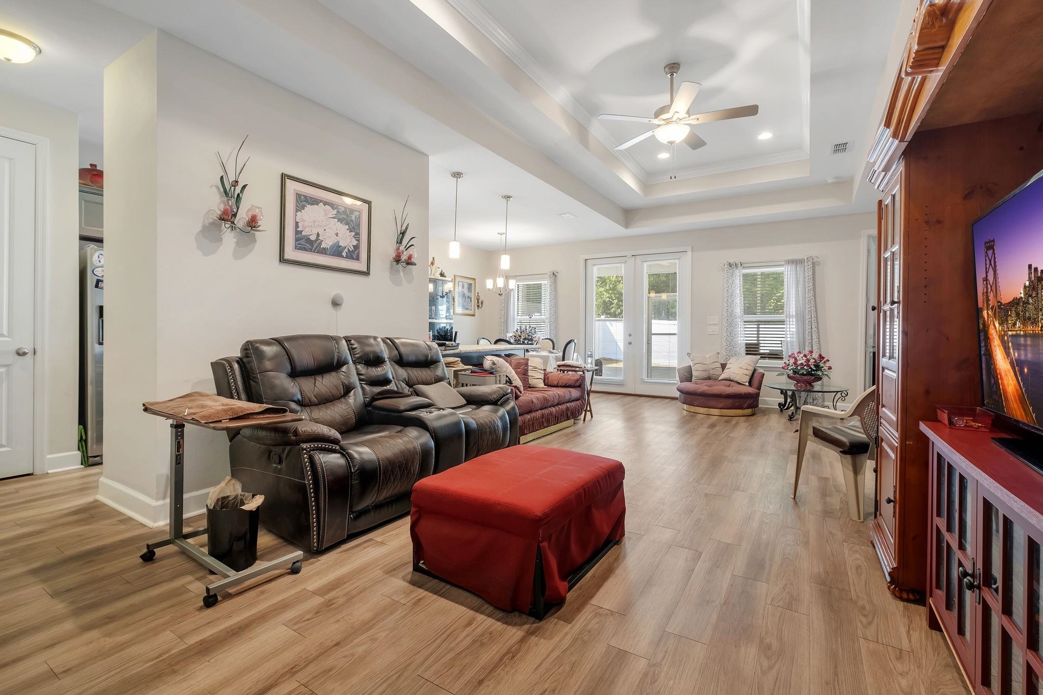 4500 River Breeze Lane