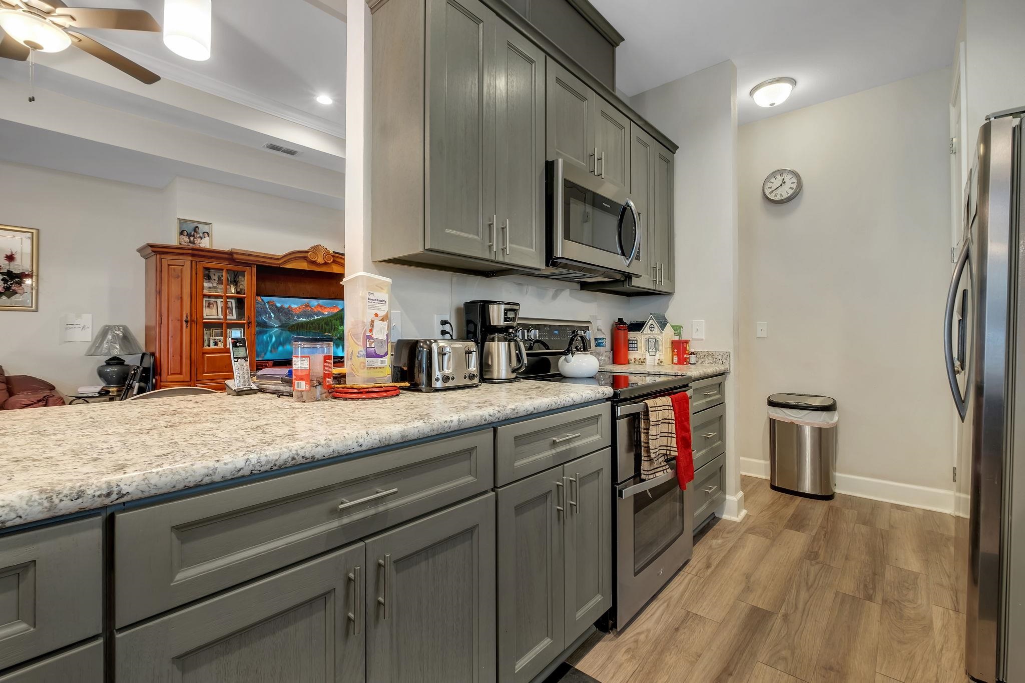 4500 River Breeze Lane