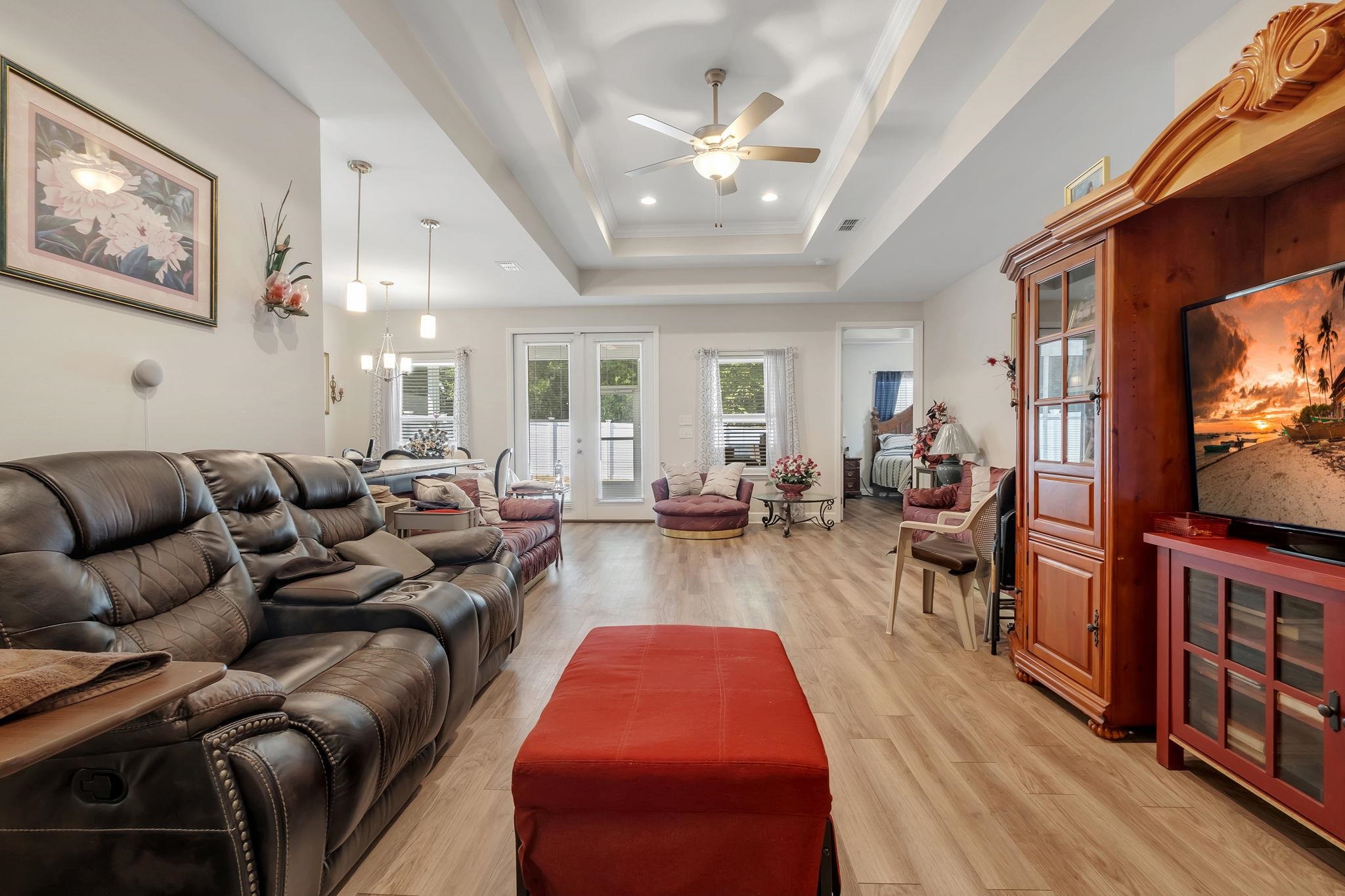 4500 River Breeze Lane