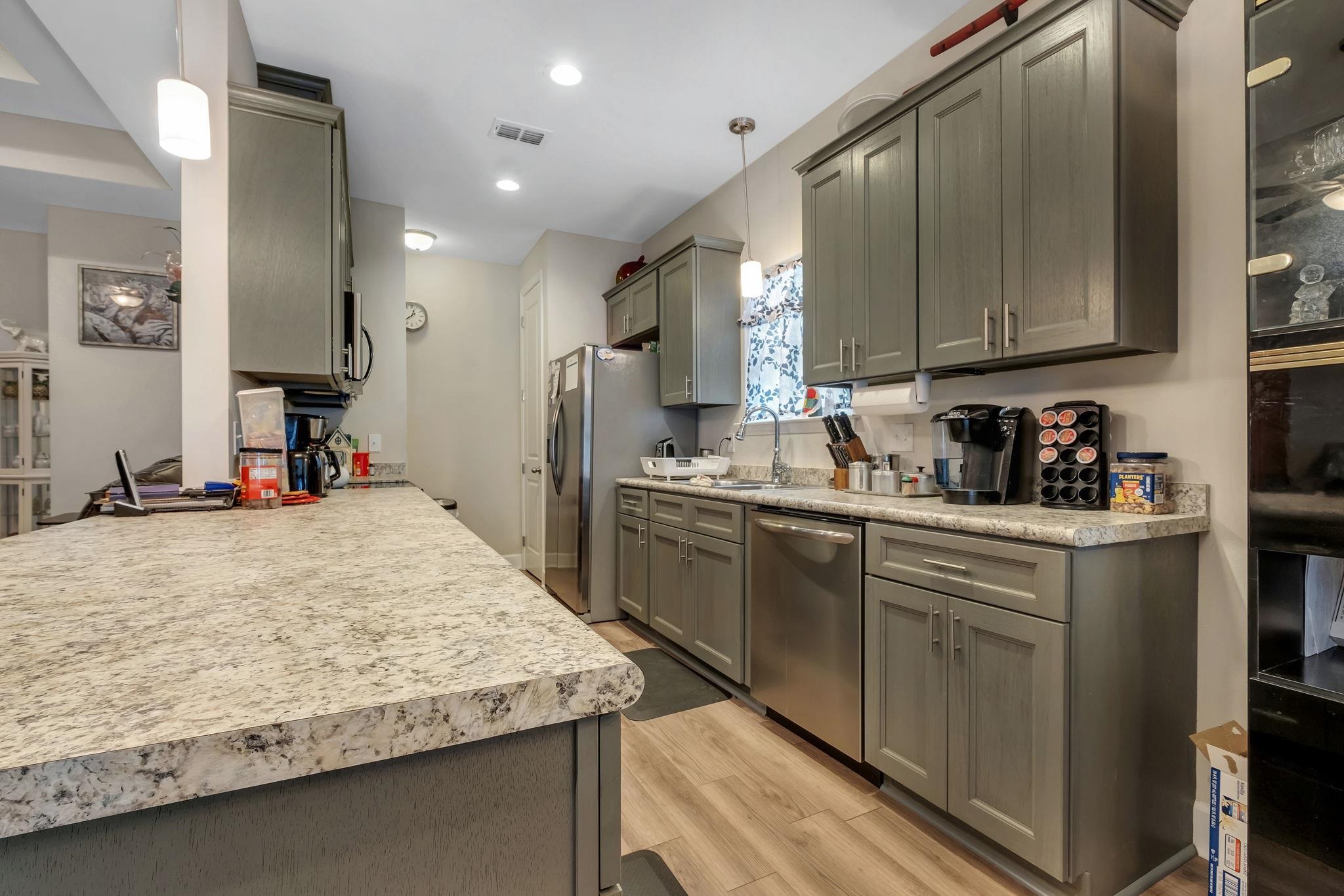 4500 River Breeze Lane