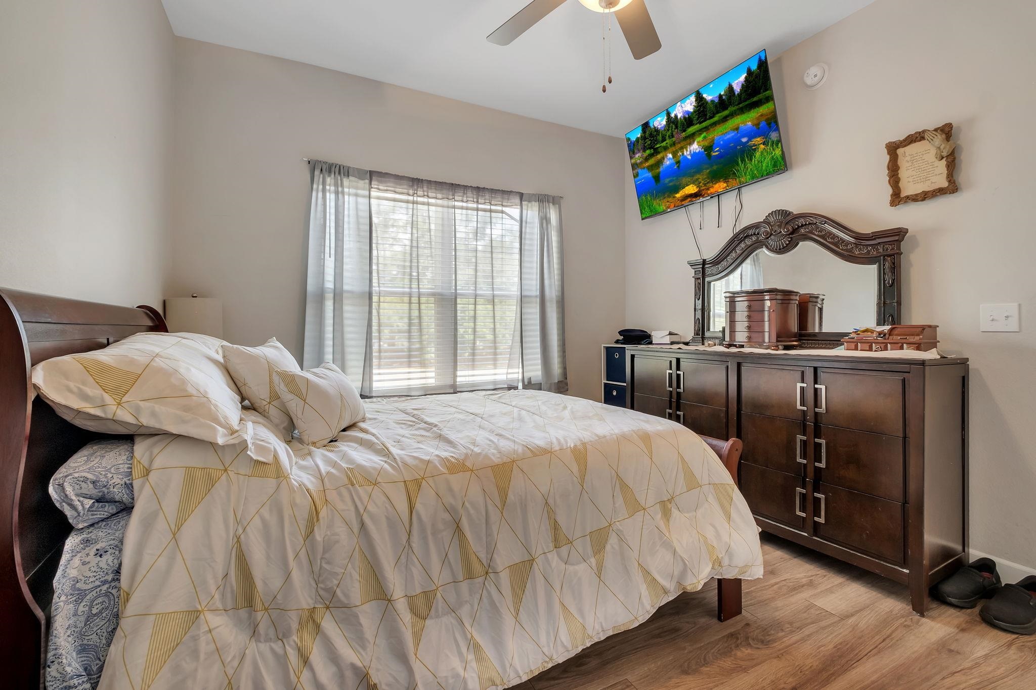 4500 River Breeze Lane