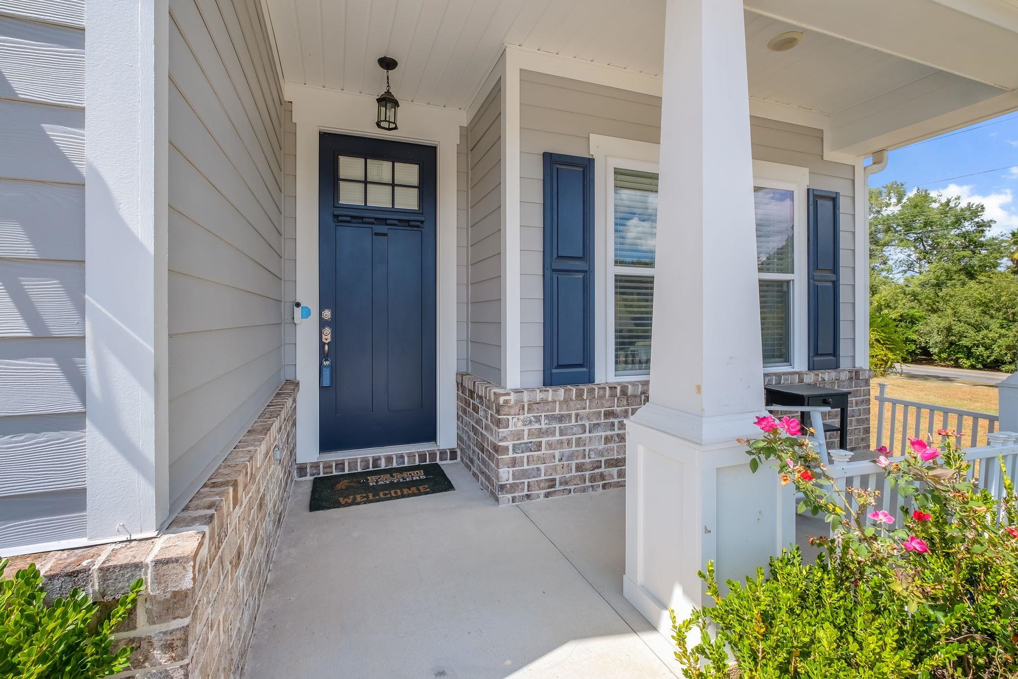 4500 River Breeze Lane