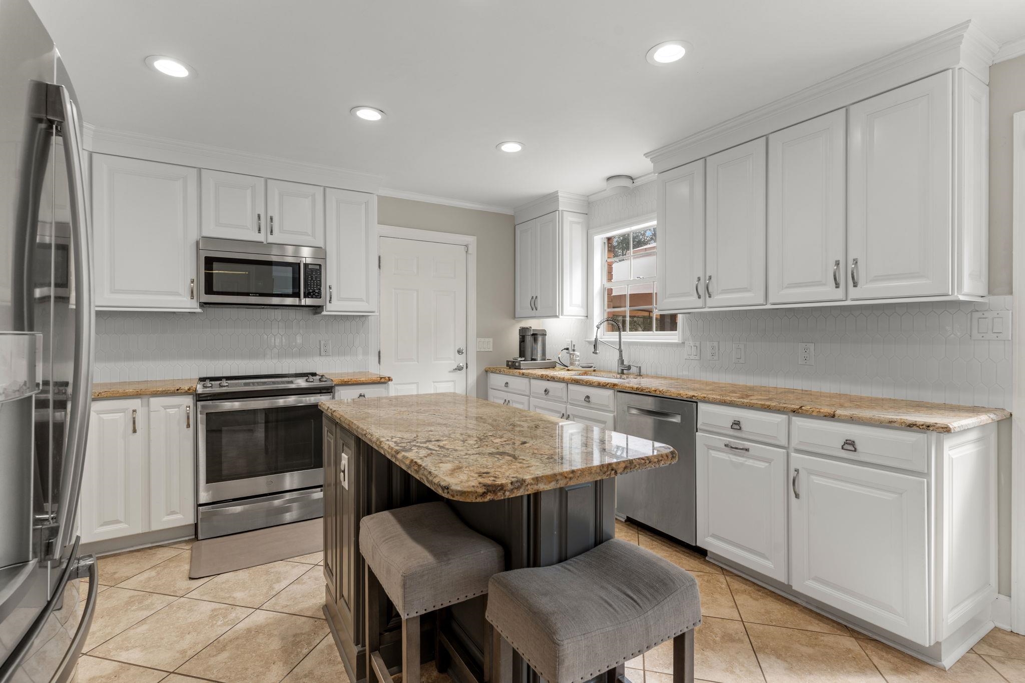 2529 Goose Pond Court