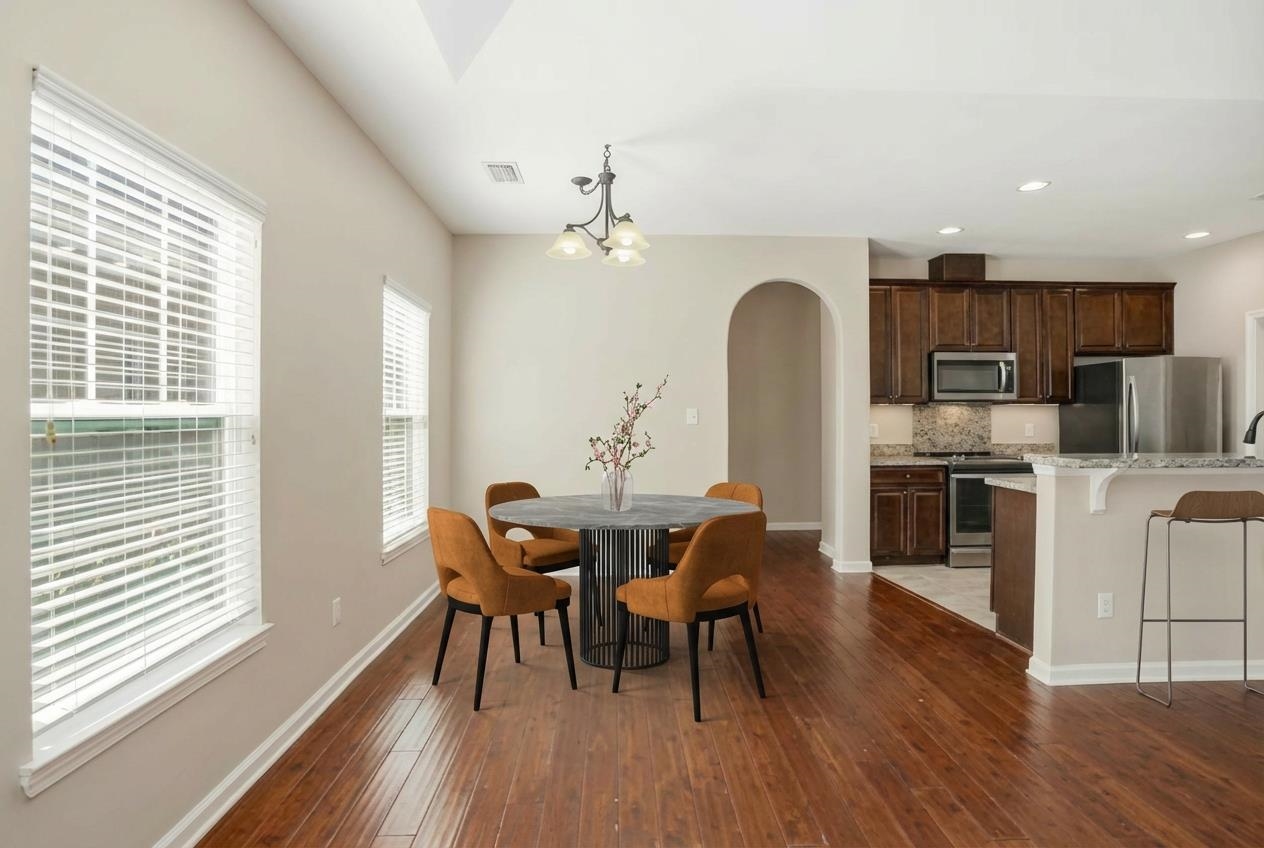4271 Old Plantation Loop