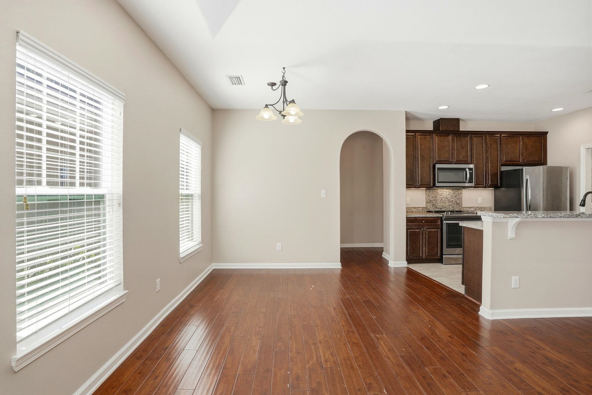 4271 Old Plantation Loop