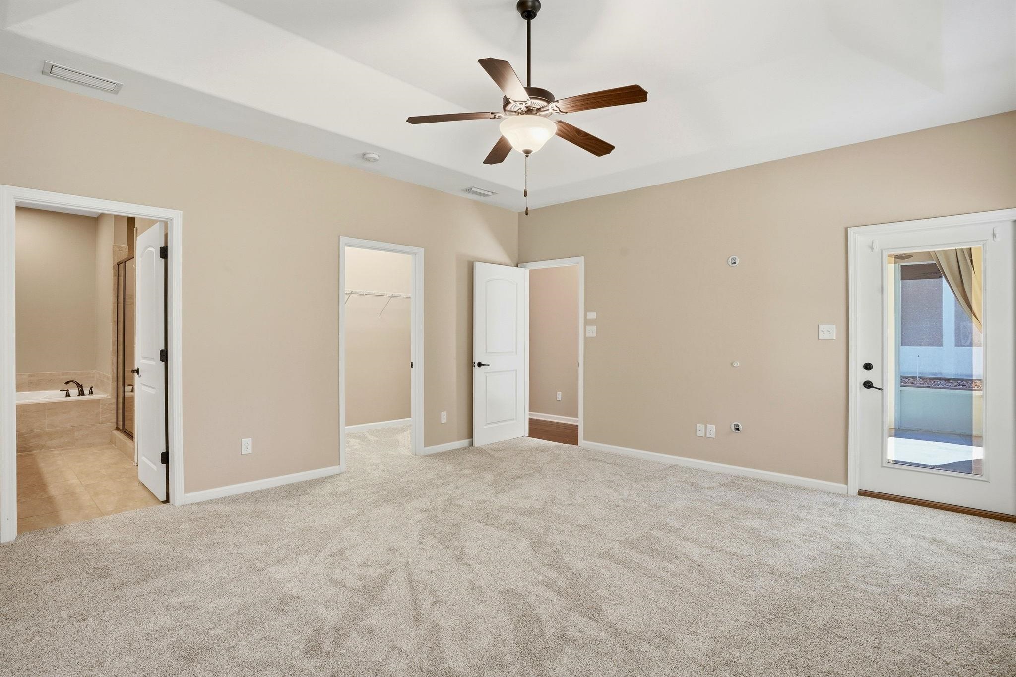 4271 Old Plantation Loop