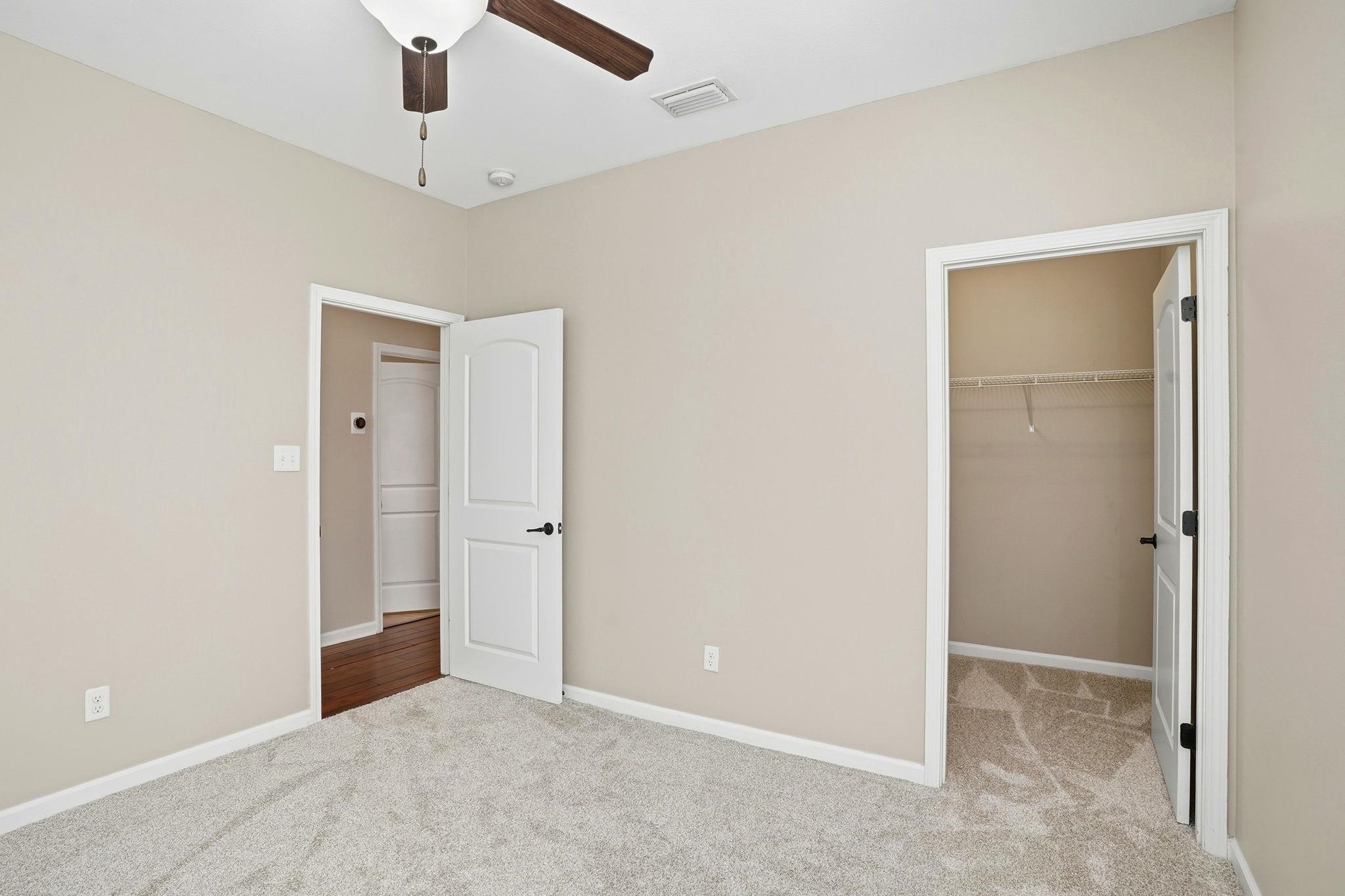 4271 Old Plantation Loop