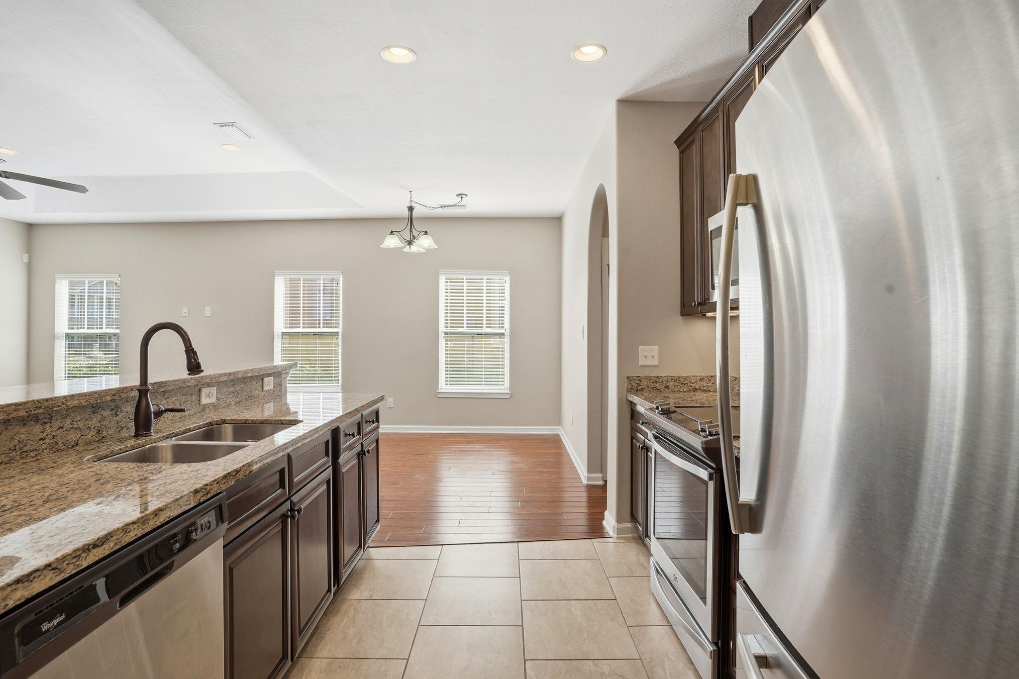 4271 Old Plantation Loop