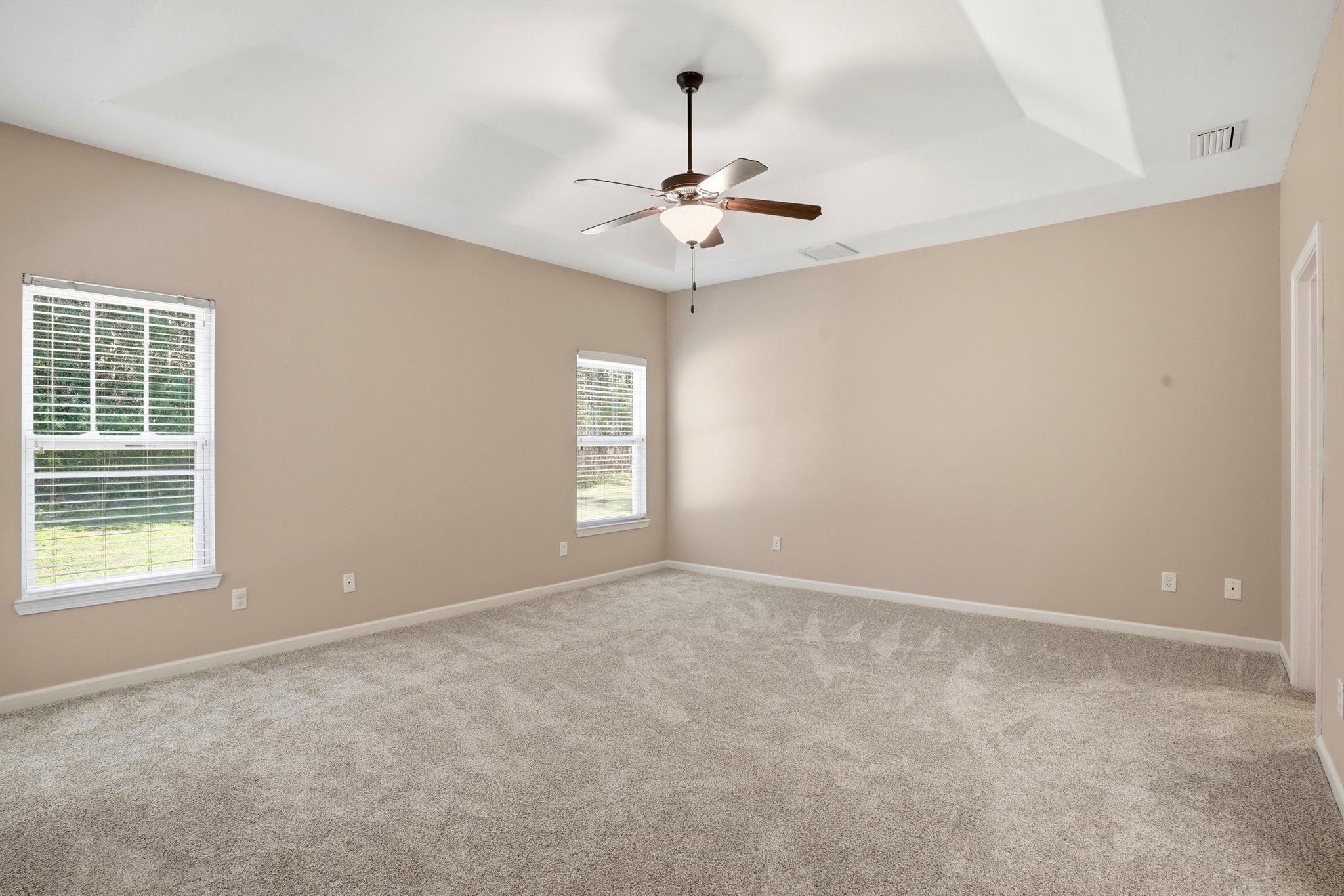4271 Old Plantation Loop