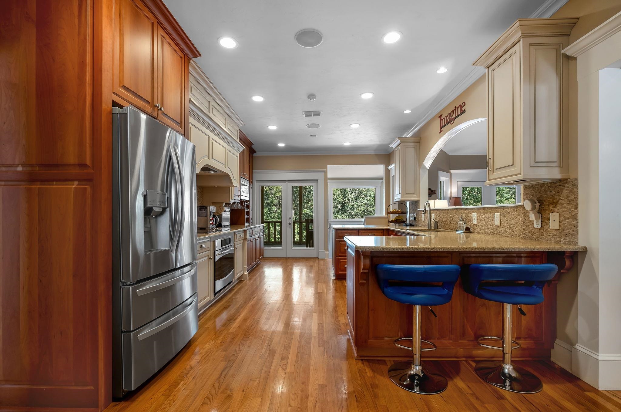 2007 Middlewood Drive