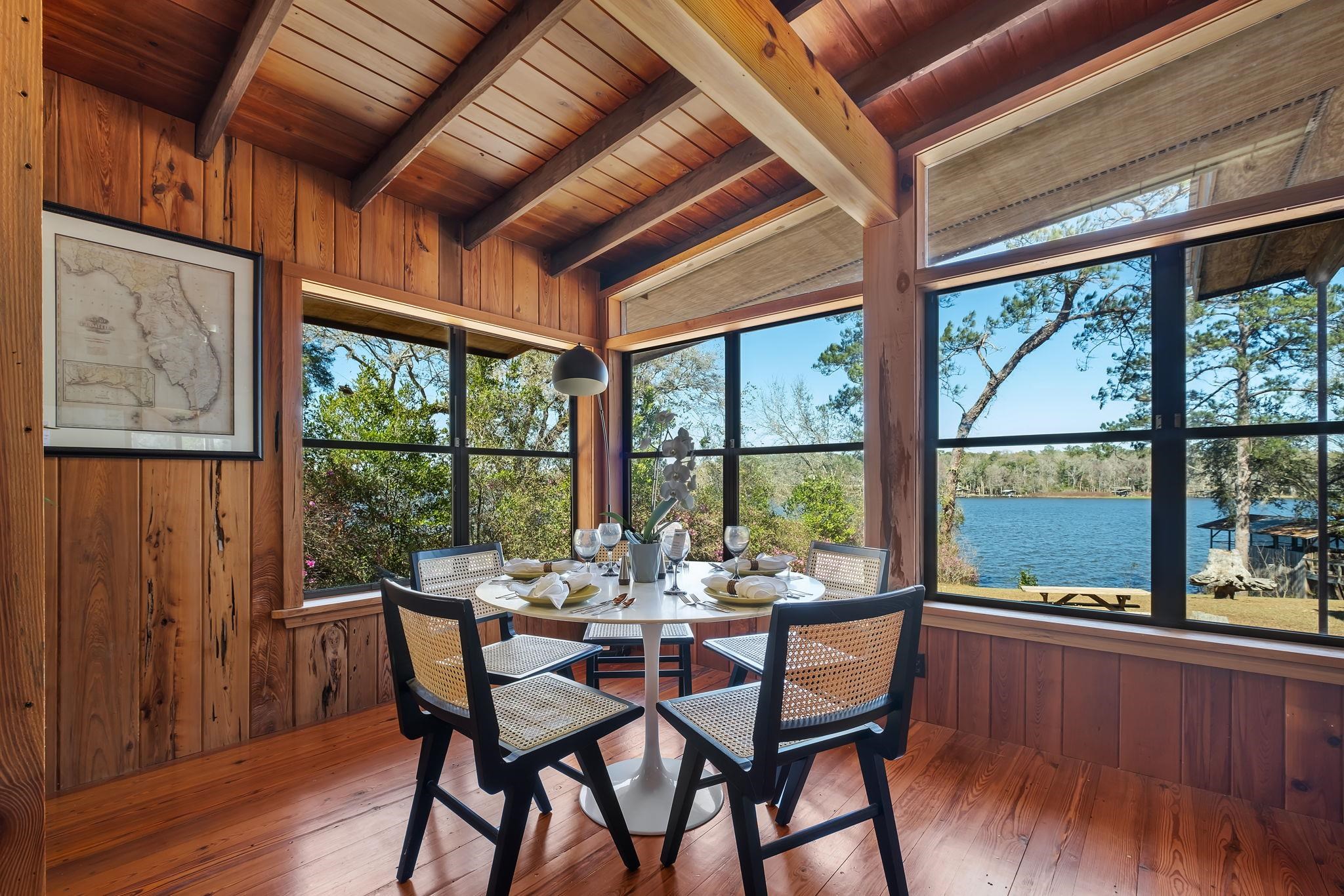 24212 / 4158 Lanier Street