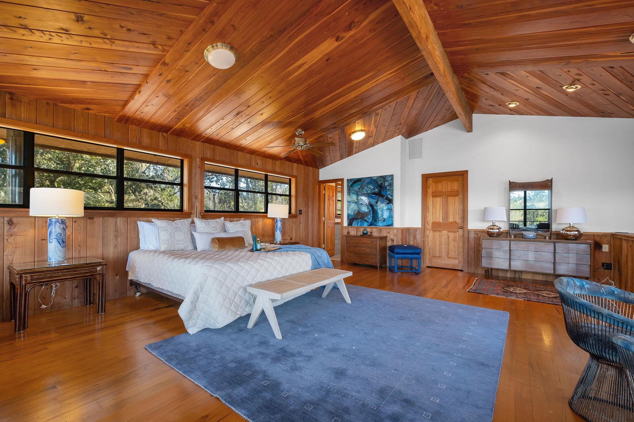 24212 / 4158 Lanier Street