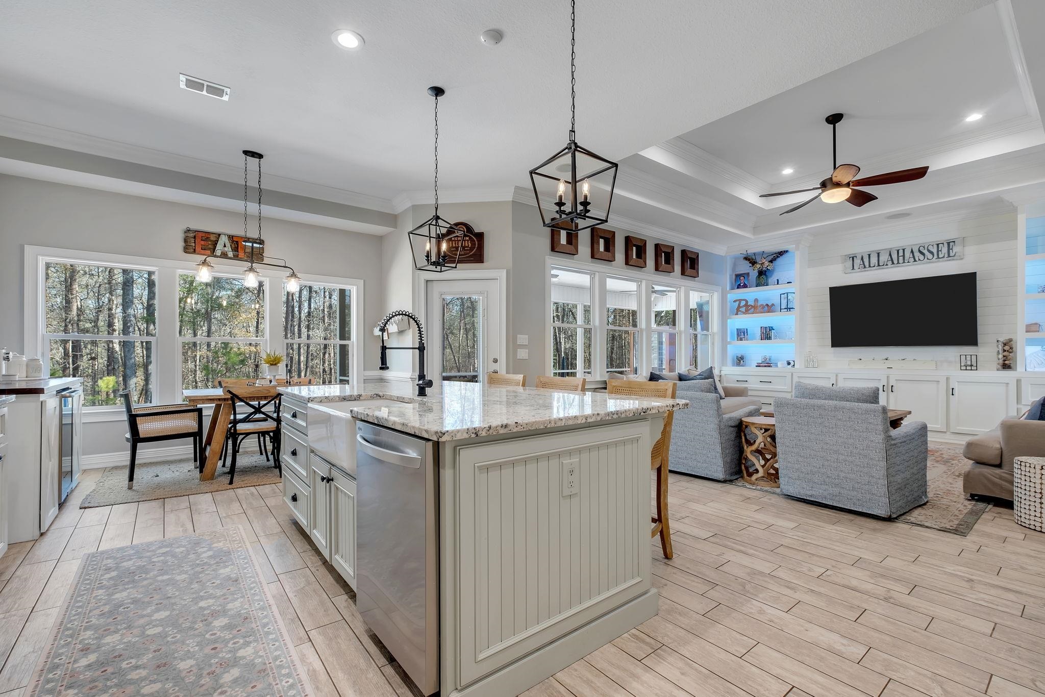 9192 SHOAL CREEK Drive