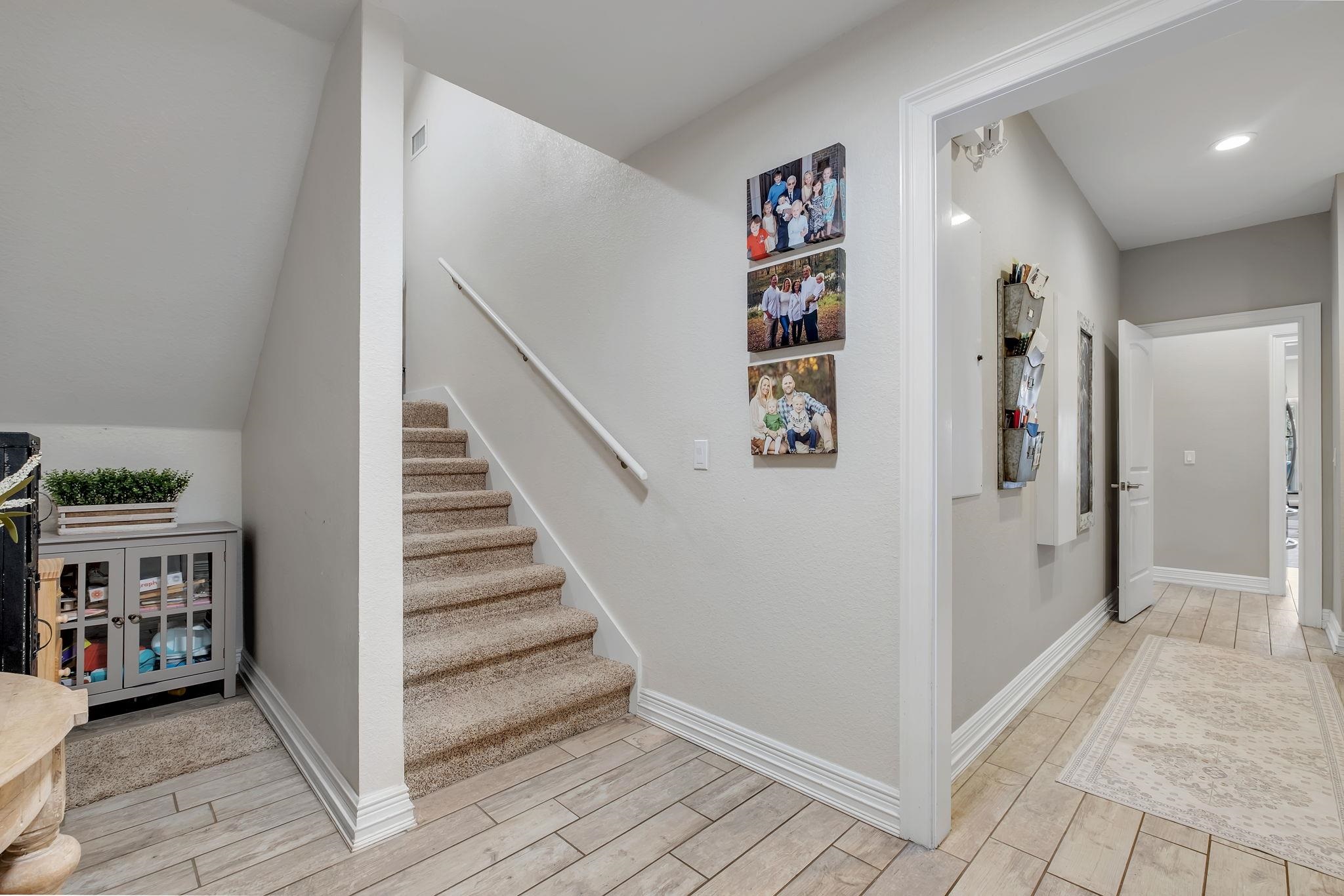 9192 SHOAL CREEK Drive