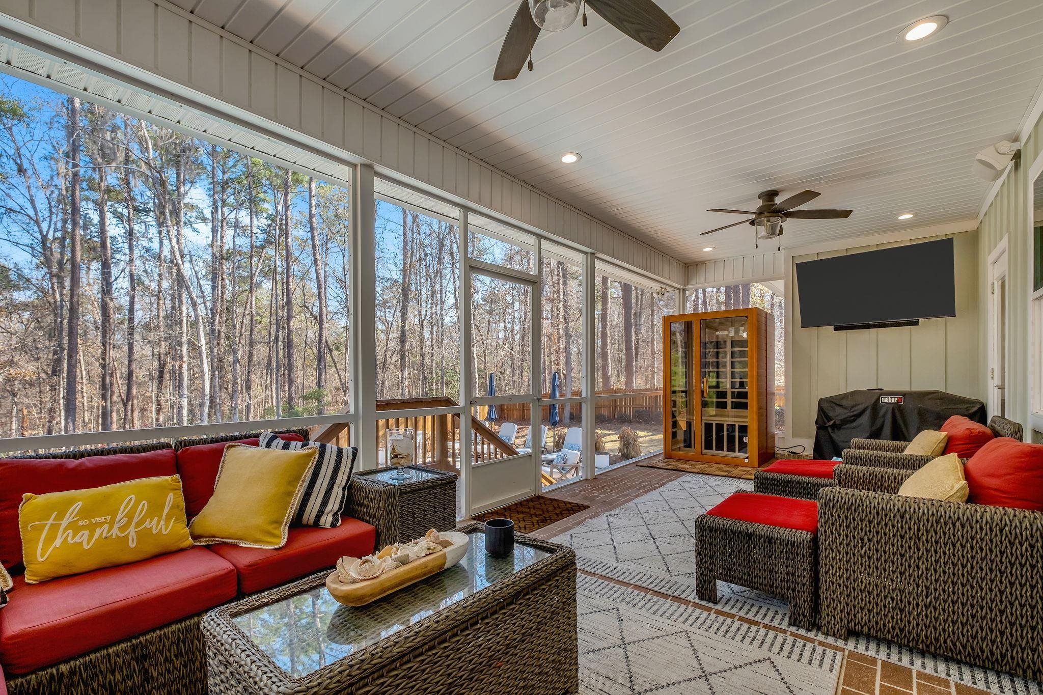 9192 SHOAL CREEK Drive