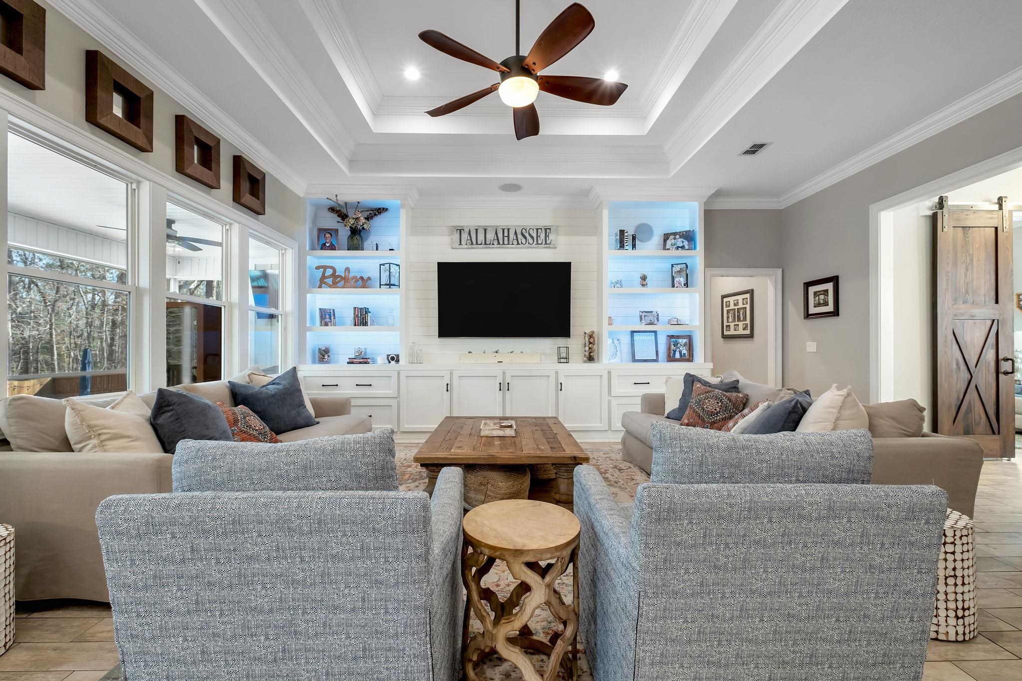 9192 SHOAL CREEK Drive