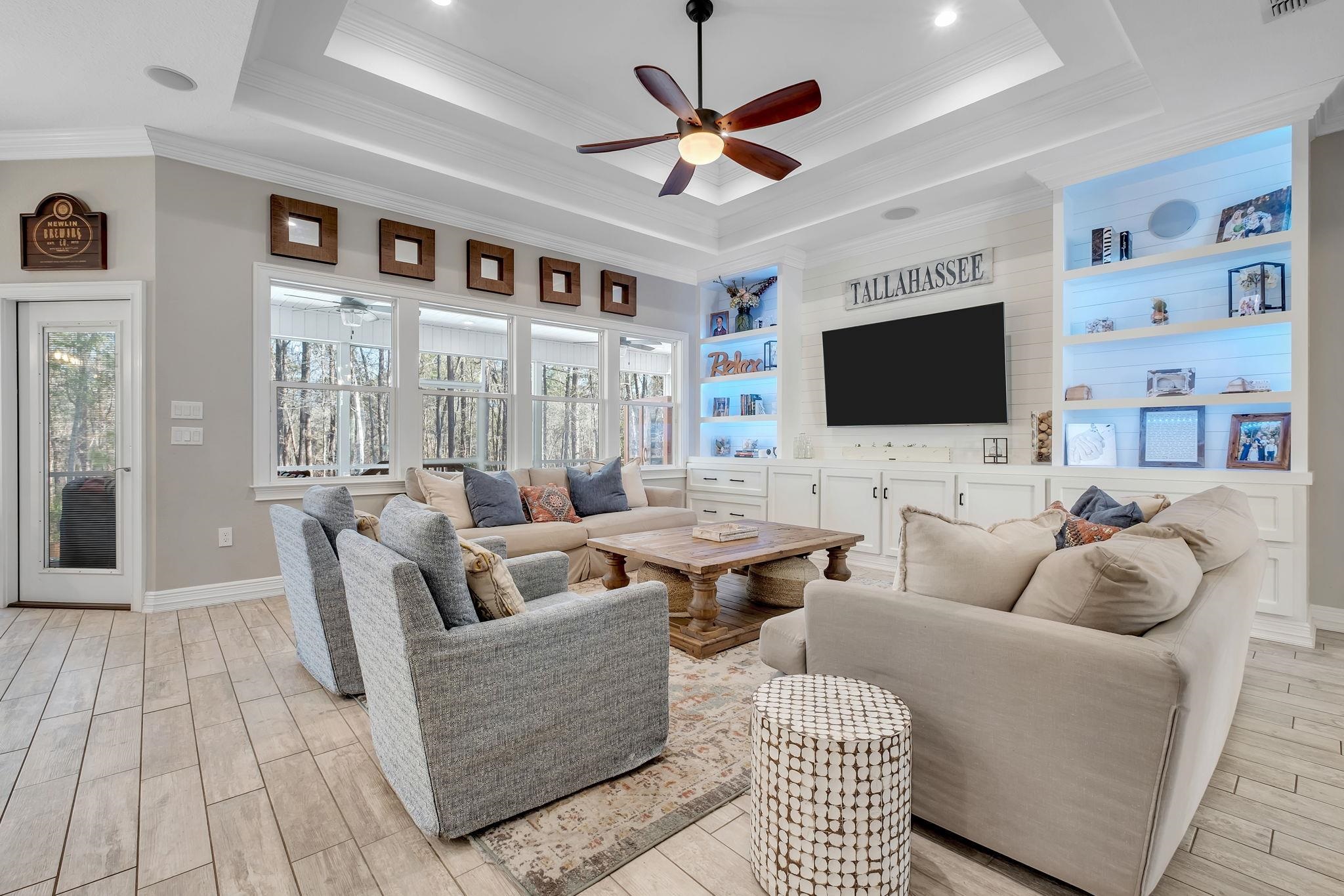 9192 SHOAL CREEK Drive