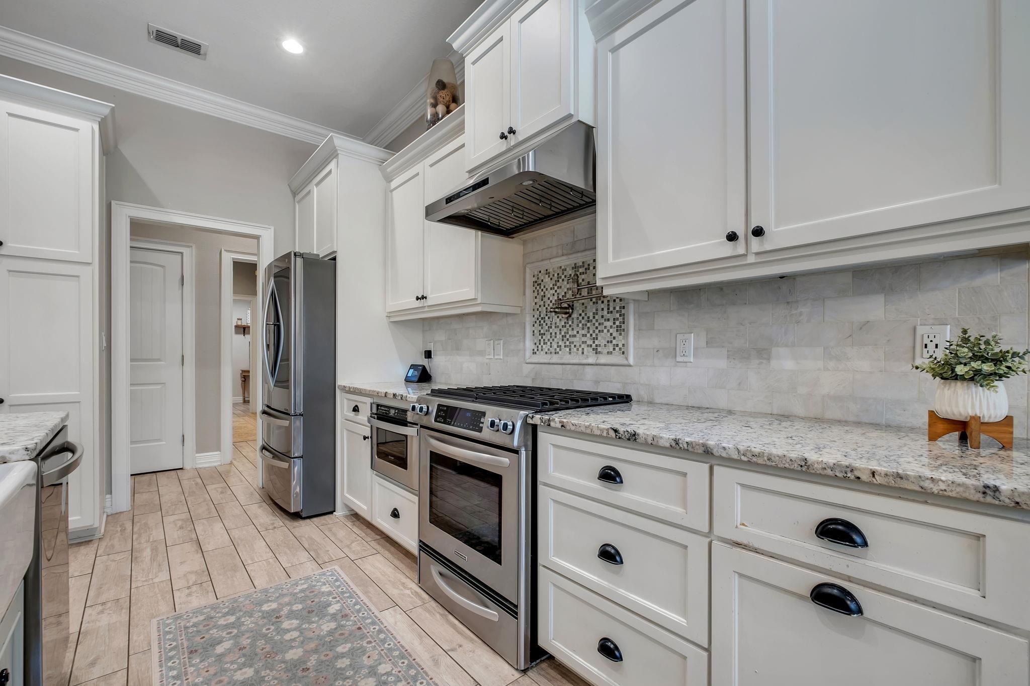 9192 SHOAL CREEK Drive