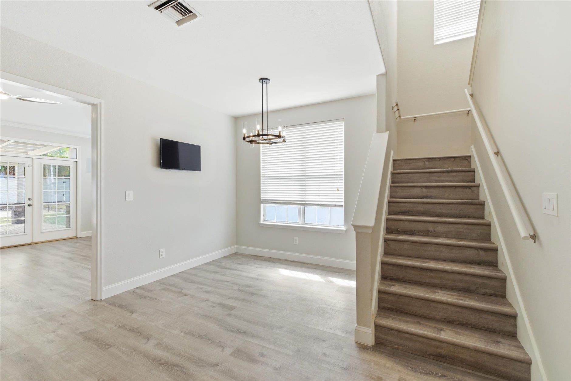 3733 Longfellow Road