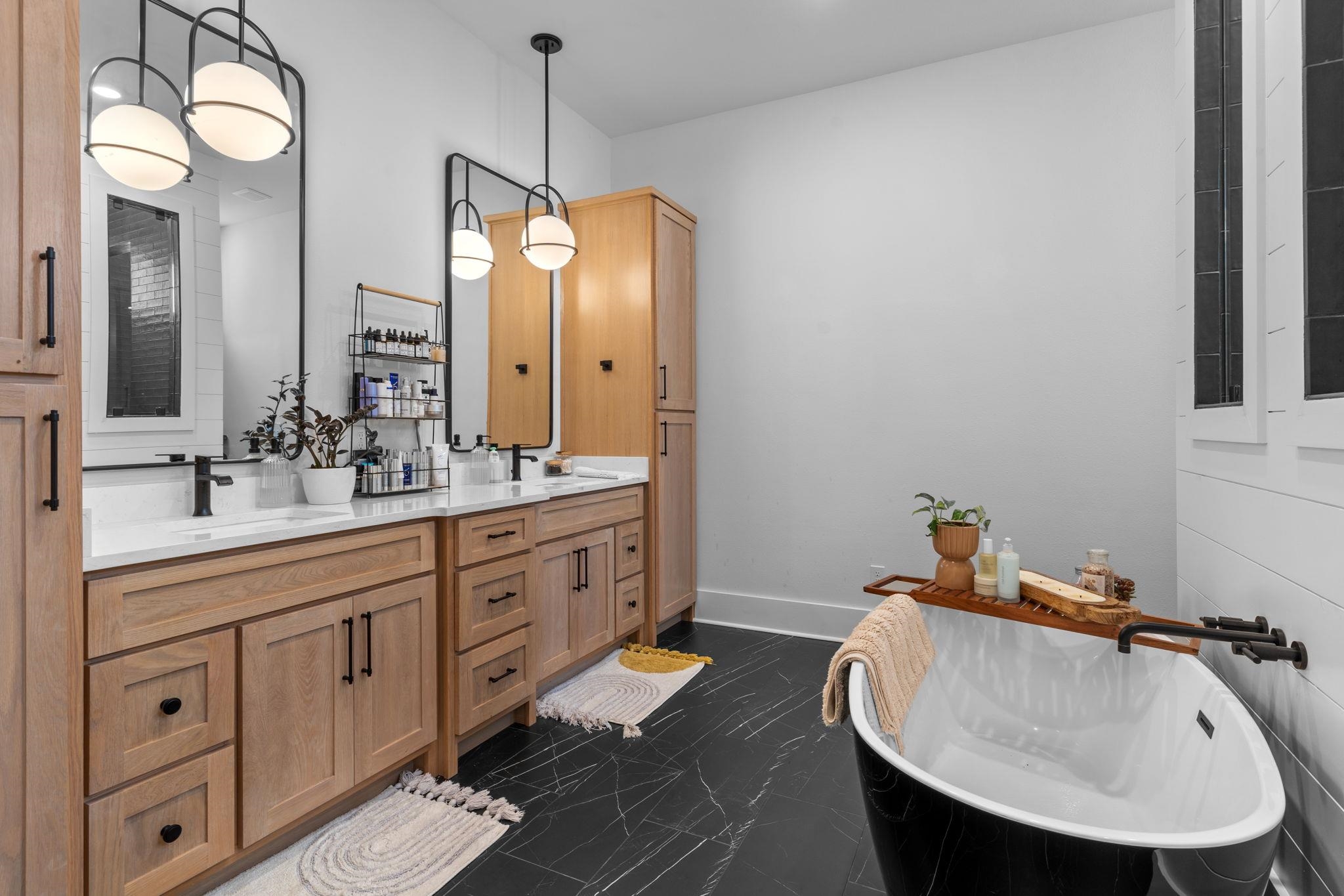 8014 Susan Bradford Lane