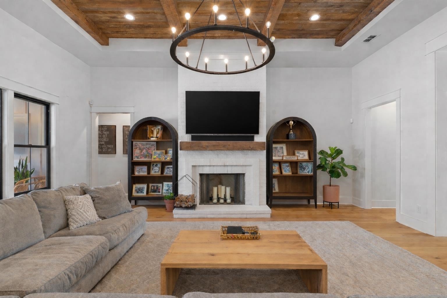 8014 Susan Bradford Lane