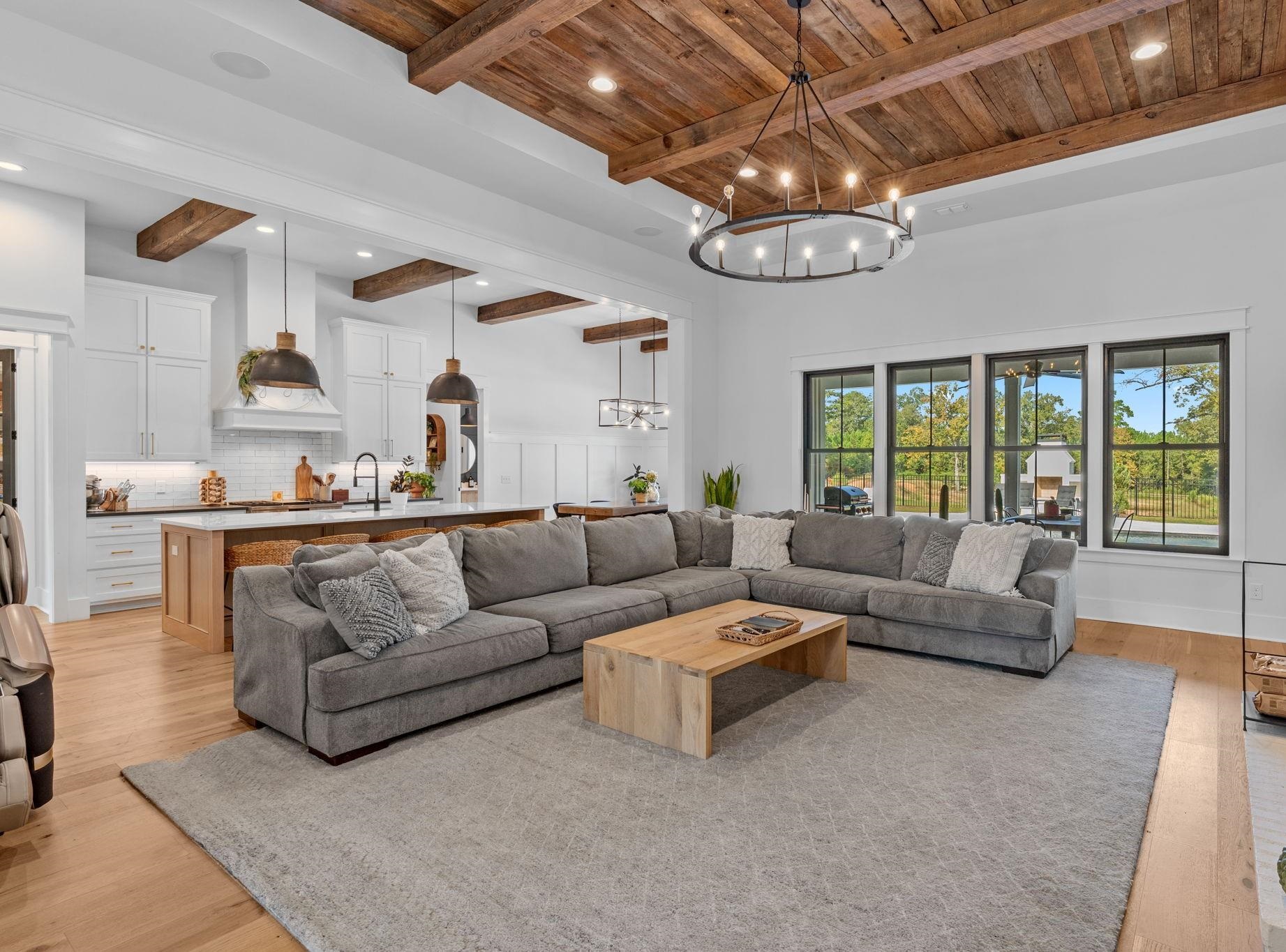 8014 Susan Bradford Lane