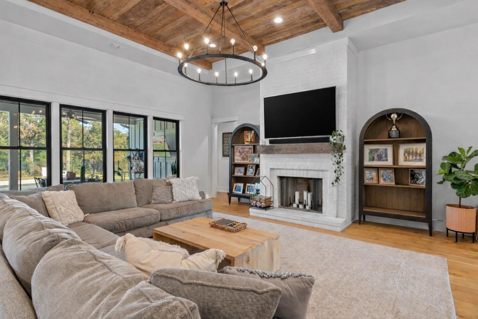 8014 Susan Bradford Lane