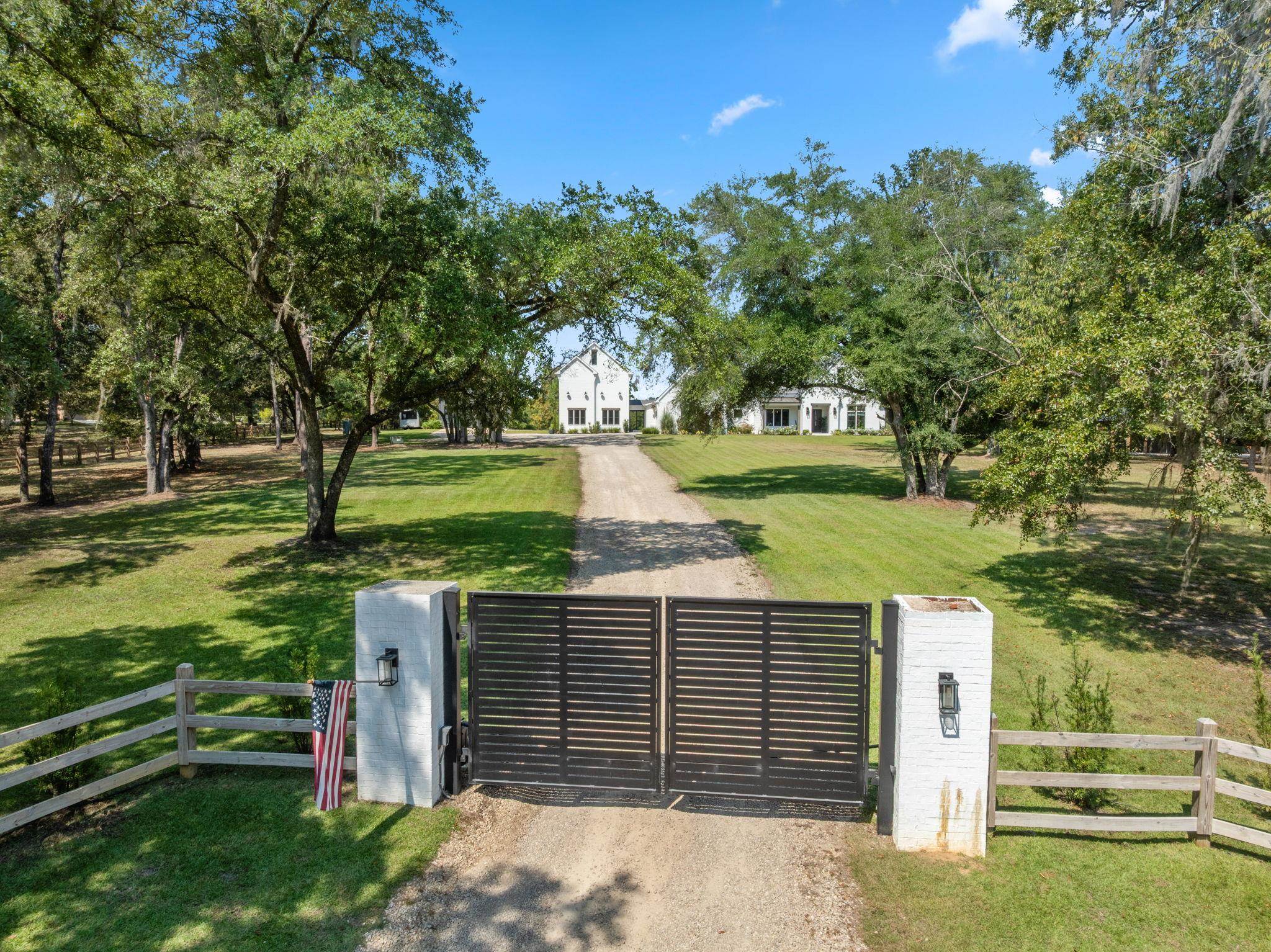 8014 Susan Bradford Lane