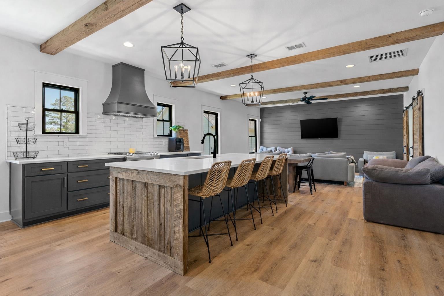 8014 Susan Bradford Lane