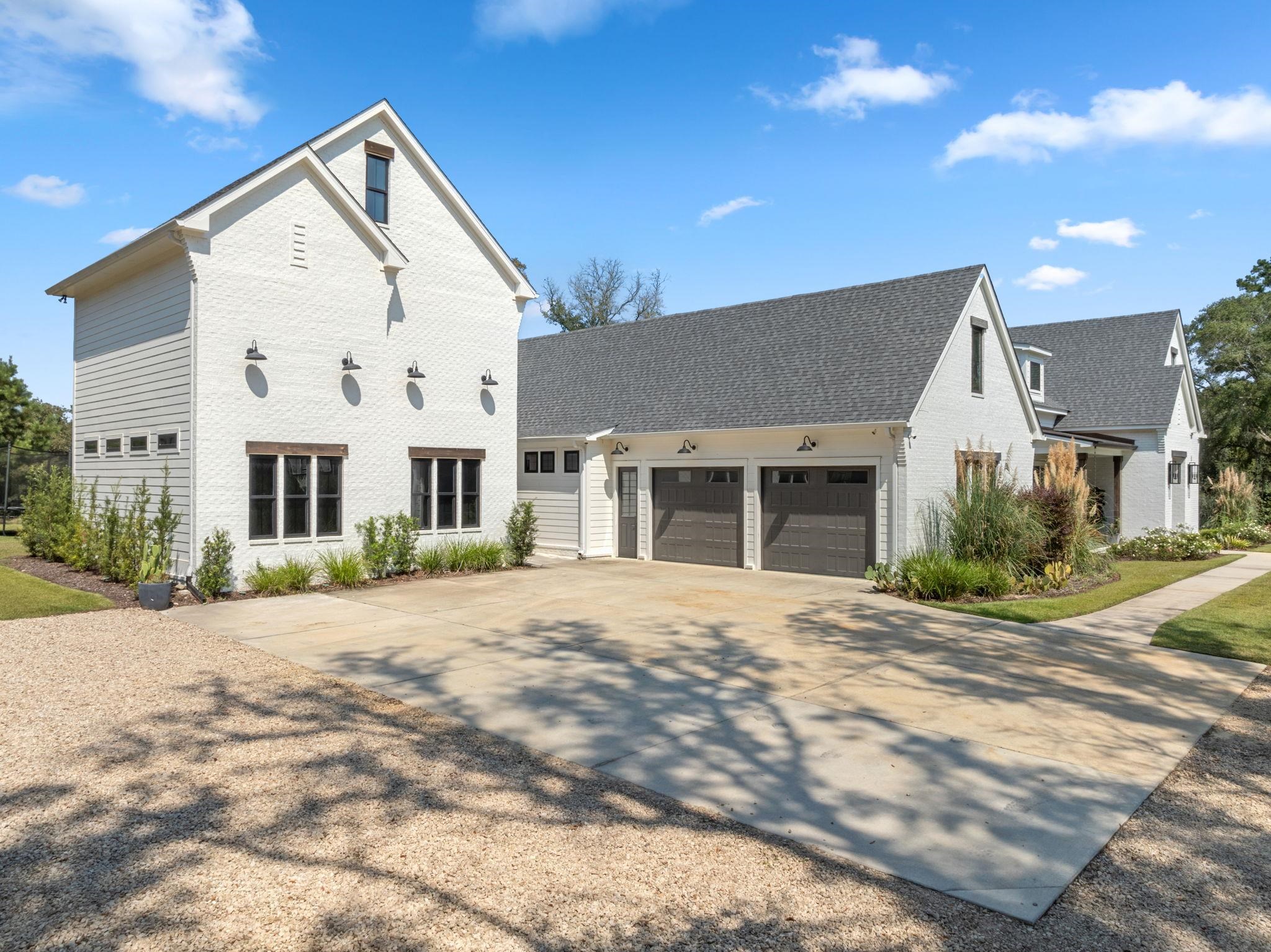 8014 Susan Bradford Lane