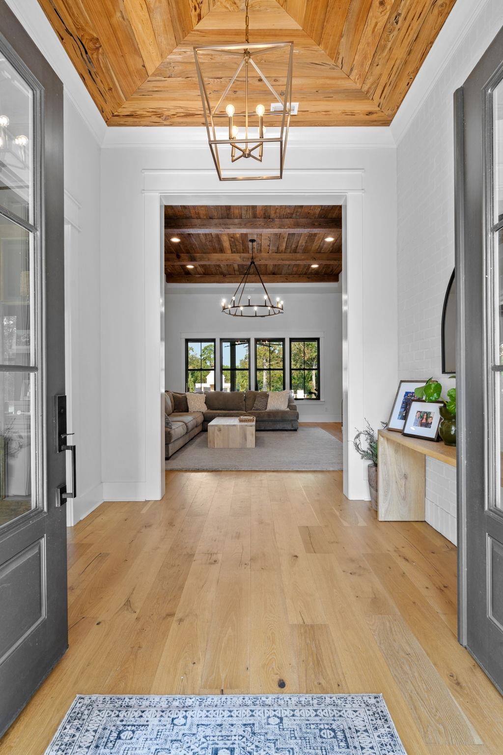 8014 Susan Bradford Lane