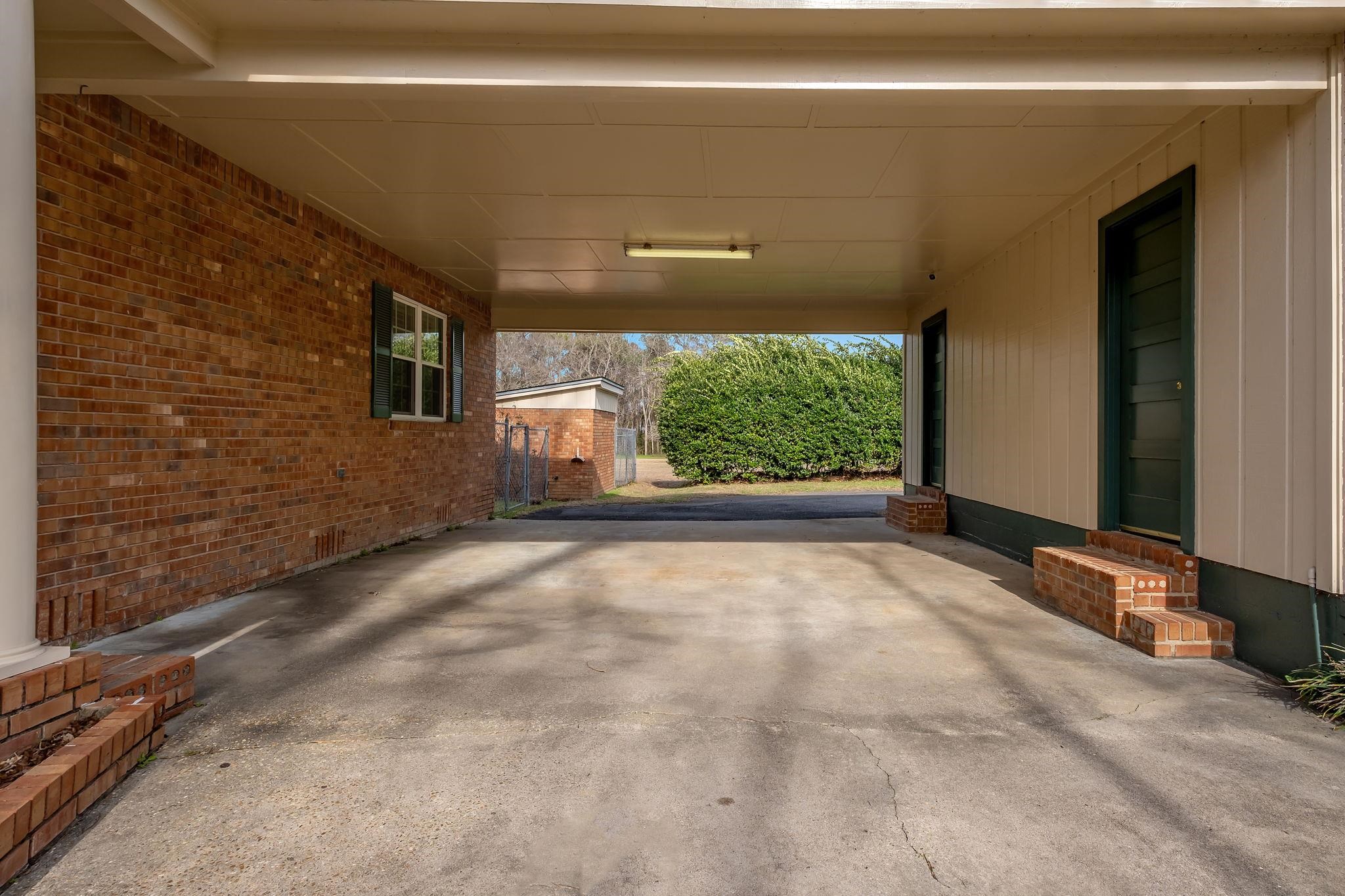 9949 Florida Georgia Highway