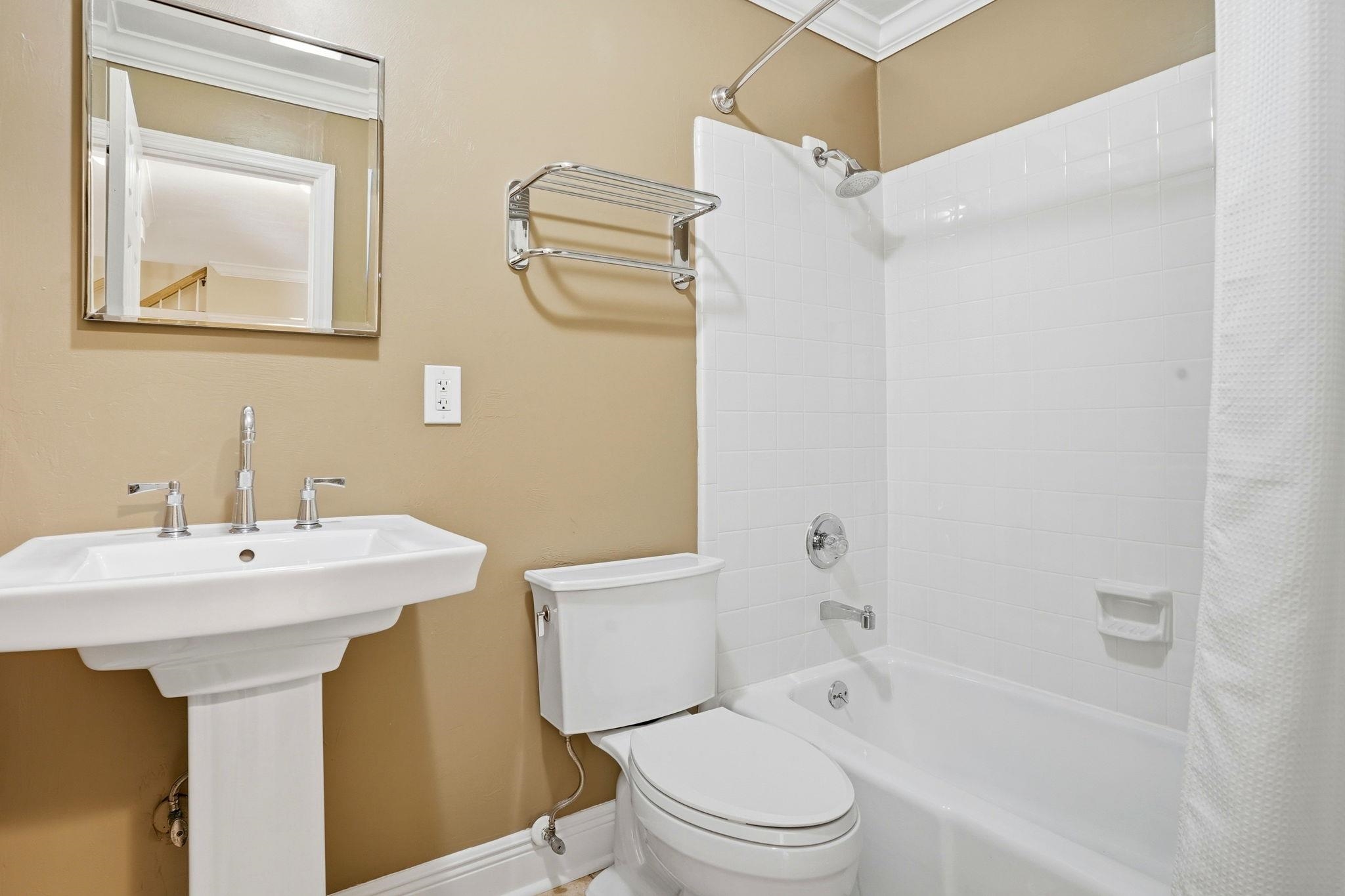 3505 Cedar Lane Drive