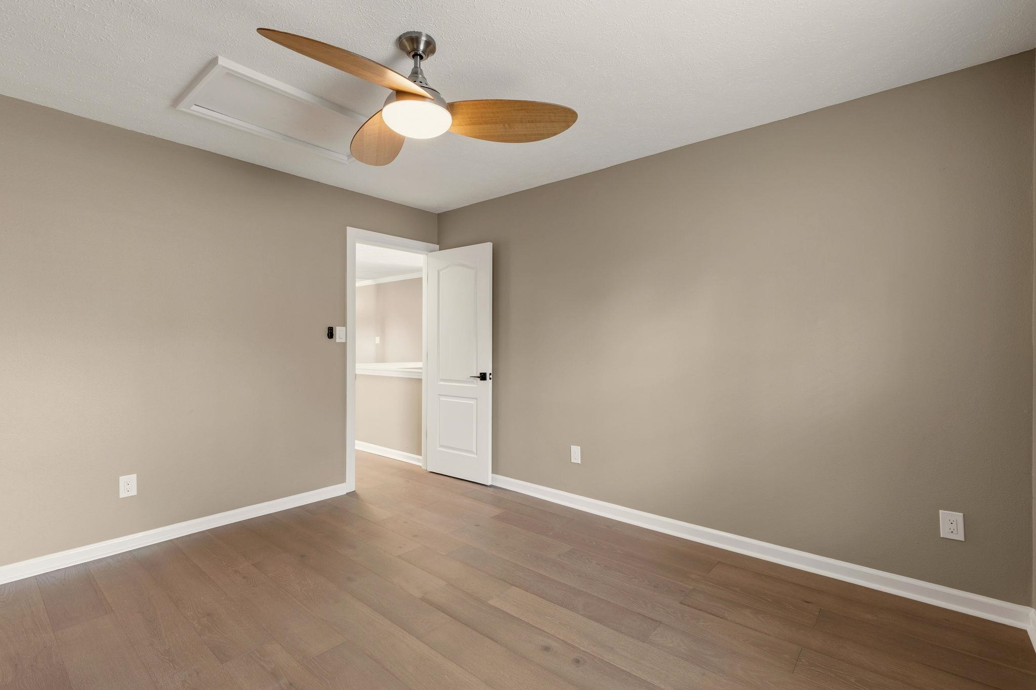 3260 N Shannon Lakes Drive