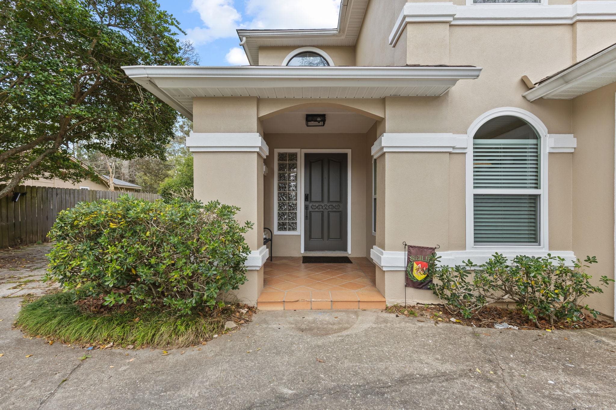 3260 N Shannon Lakes Drive