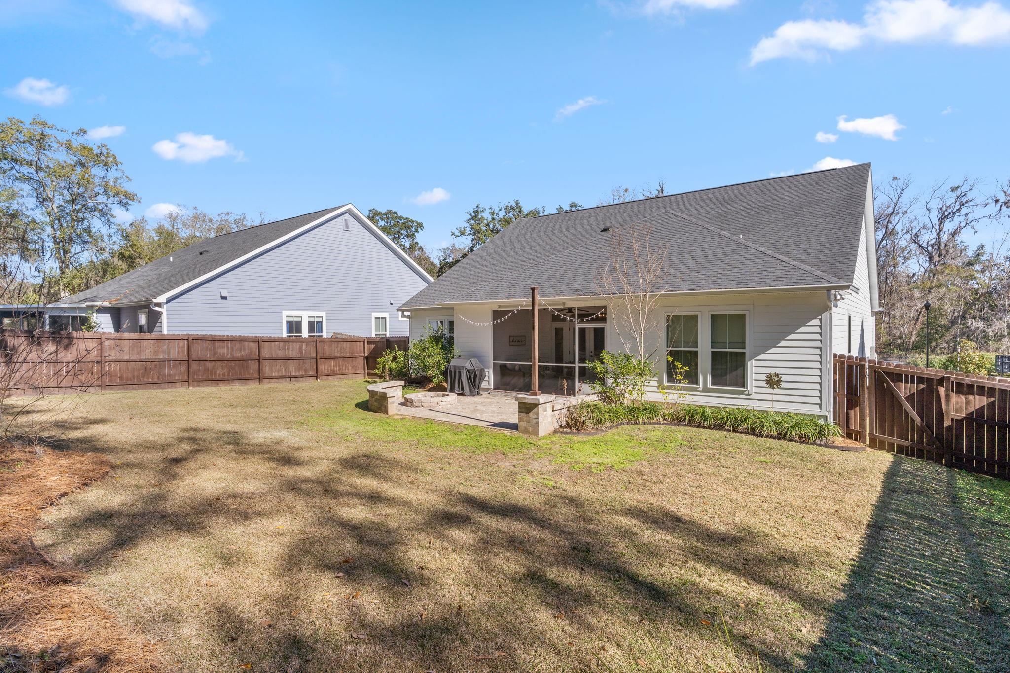 5761 Village Ridge Lane