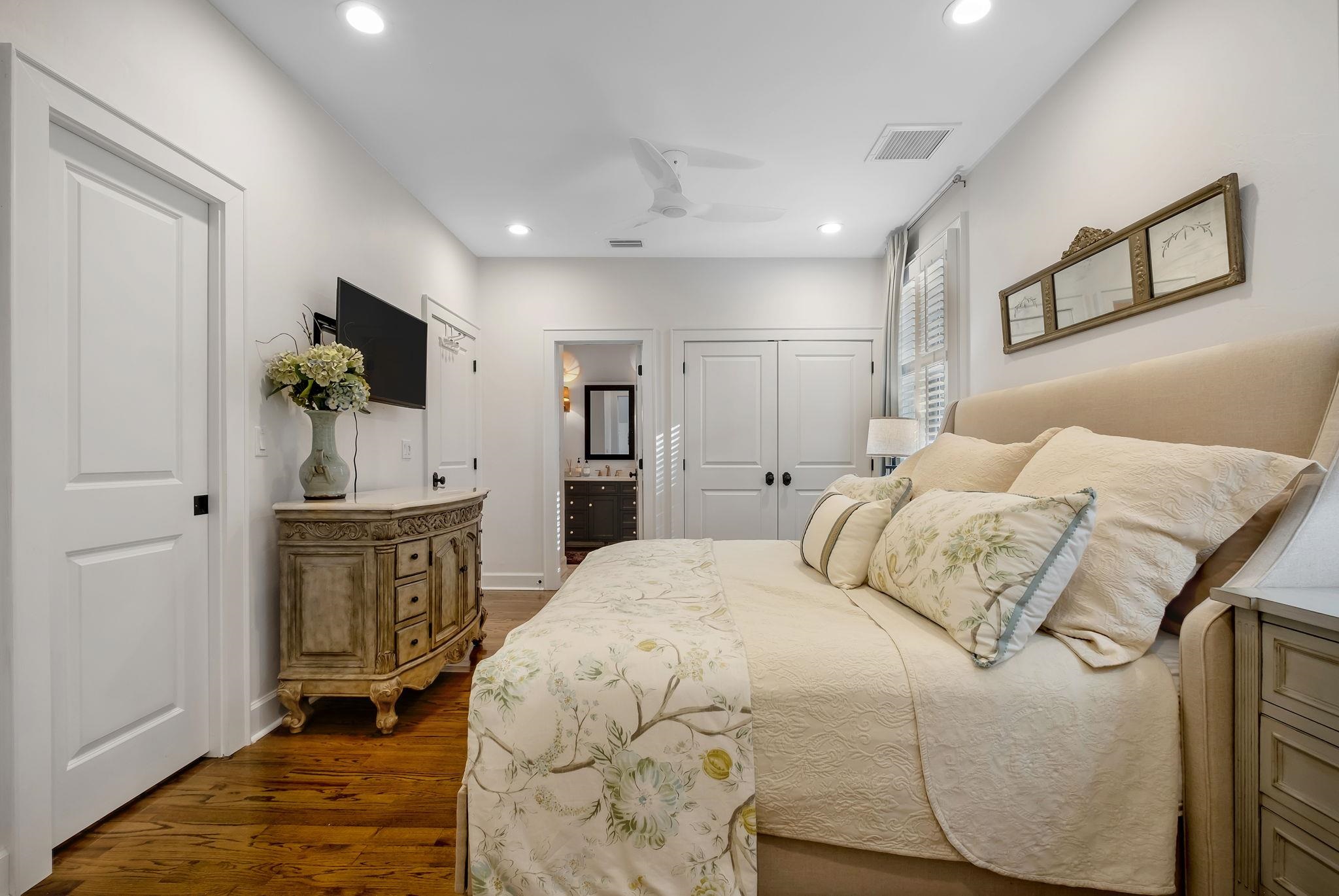 214 Rosehill Lane