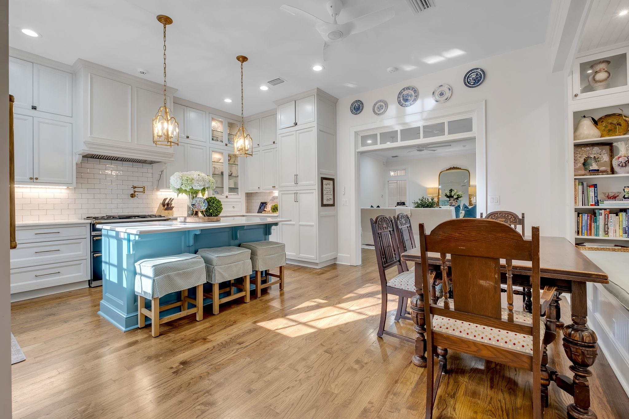 214 Rosehill Lane